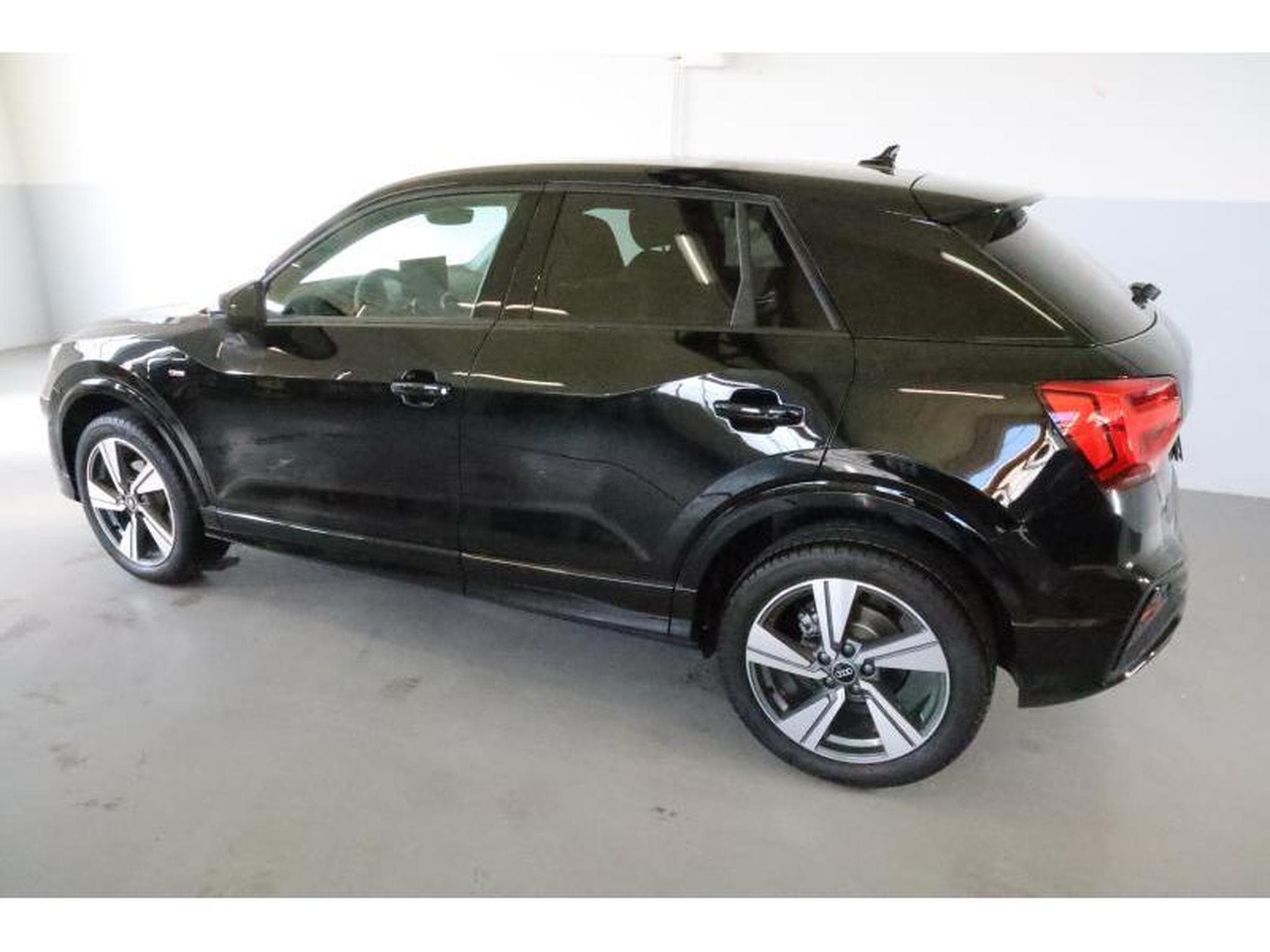 Audi Q2 S-Line (2026) - Photo 19