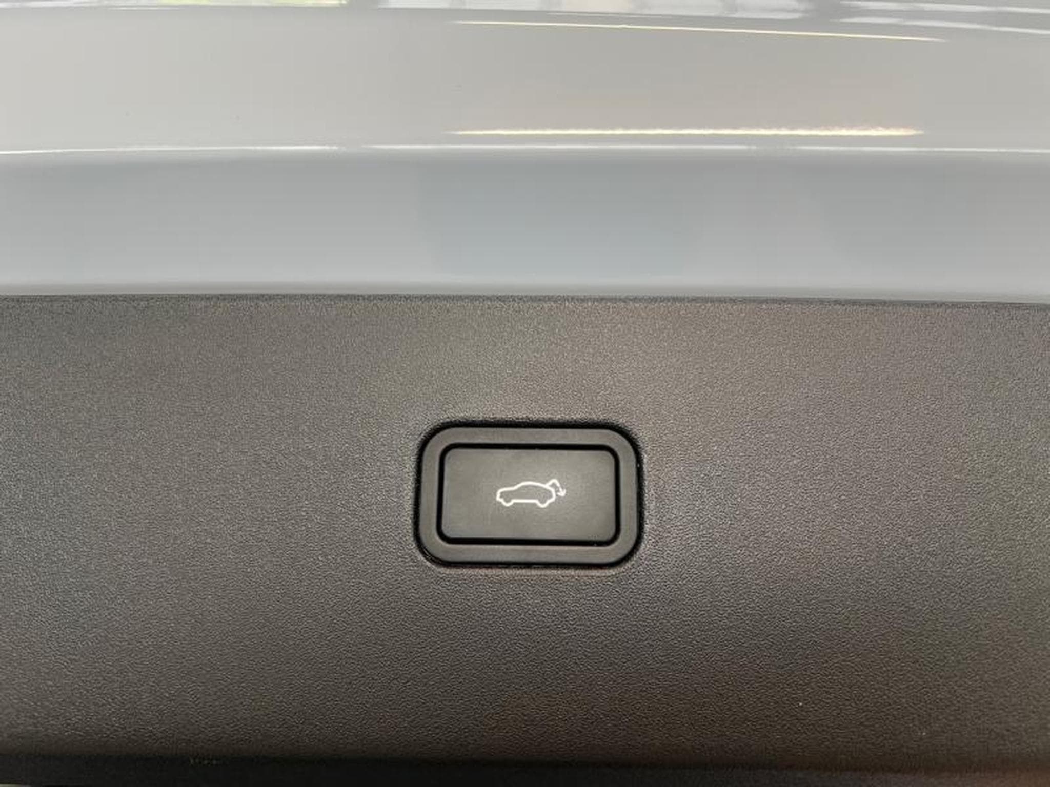 Volvo EX30 Plus (2024) - Photo 18