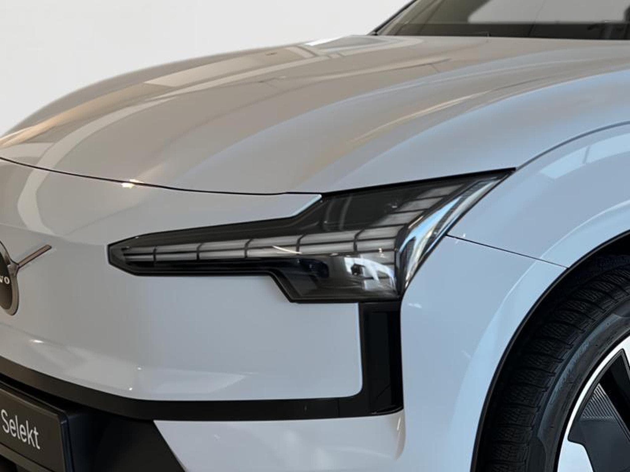 Volvo EX30 Plus (2024) - Photo 6