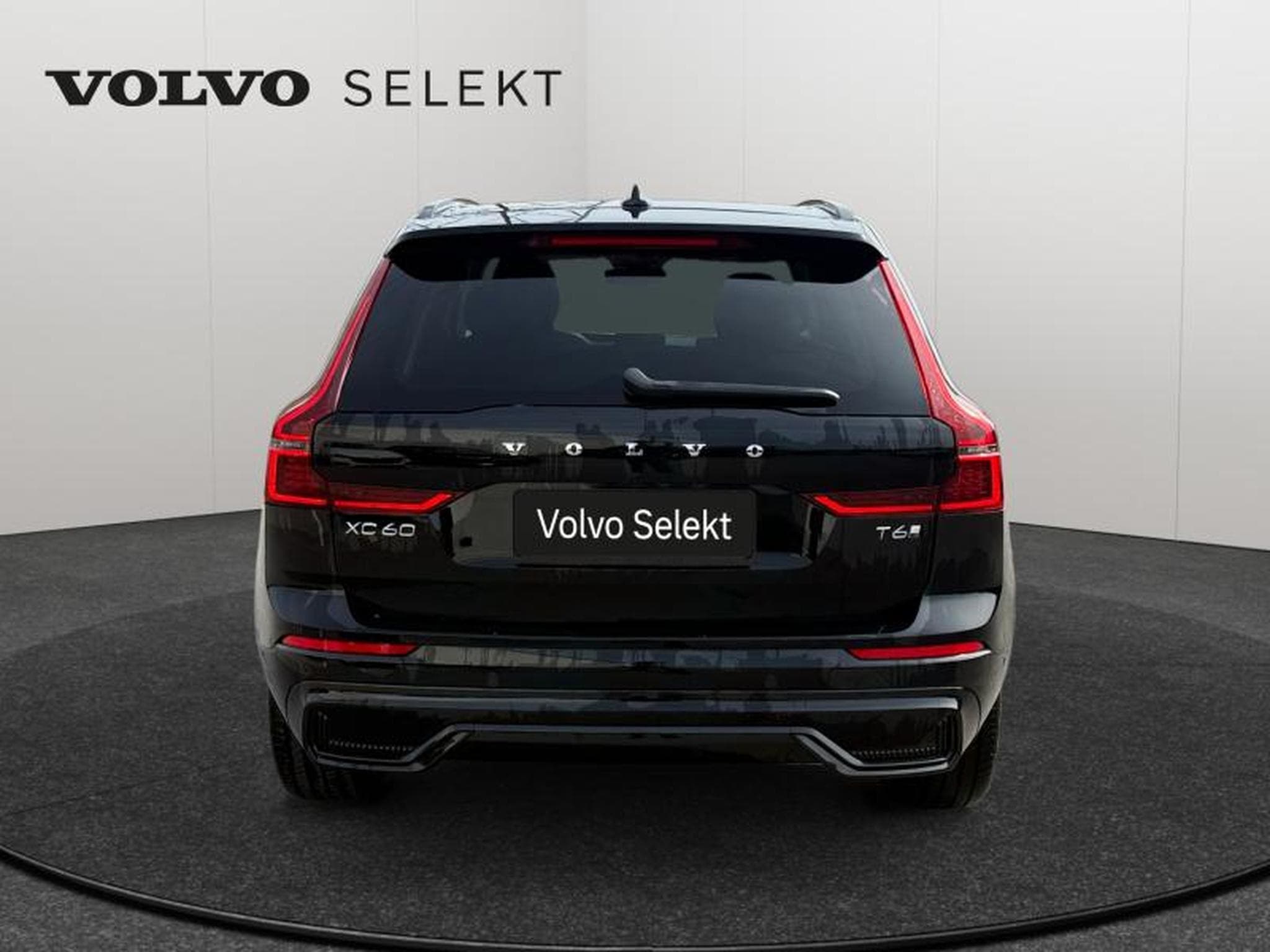 Volvo XC60 Facelift T6 Plus Dark (2025) - Photo 4