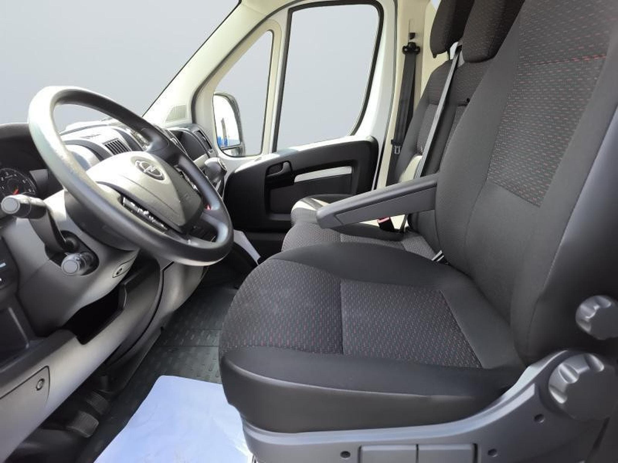 Opel Movano 2.2D L4H3 (2024) - Foto 8