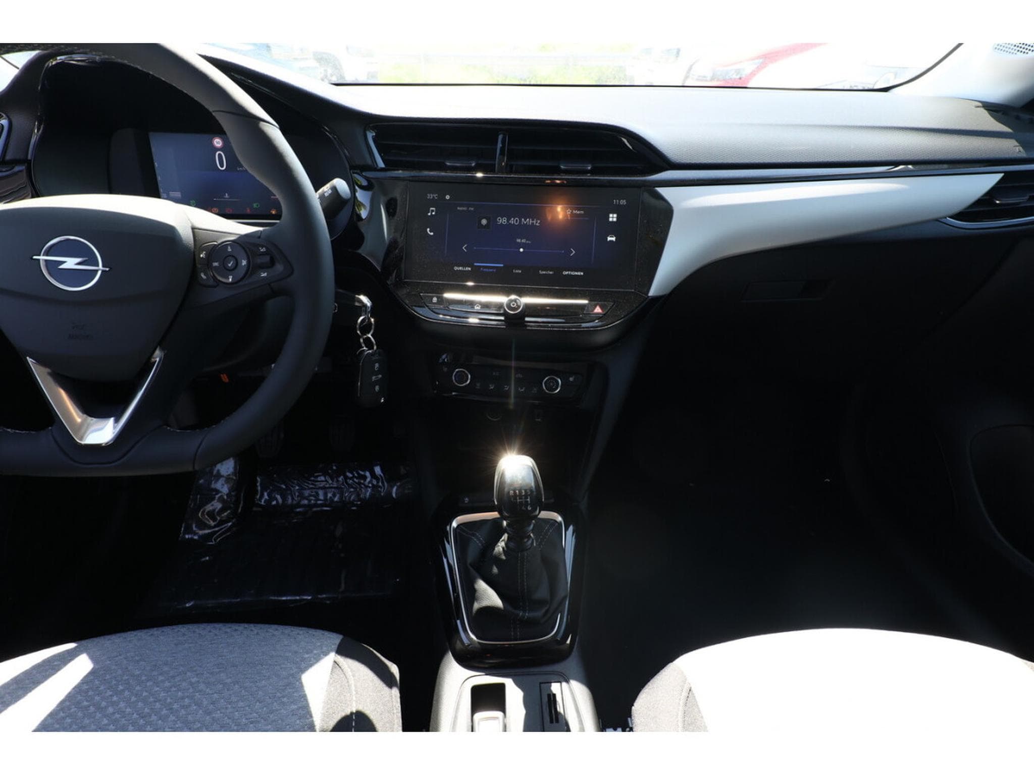 Opel Corsa 1.2 TURBO 101 (2025) - Photo 9