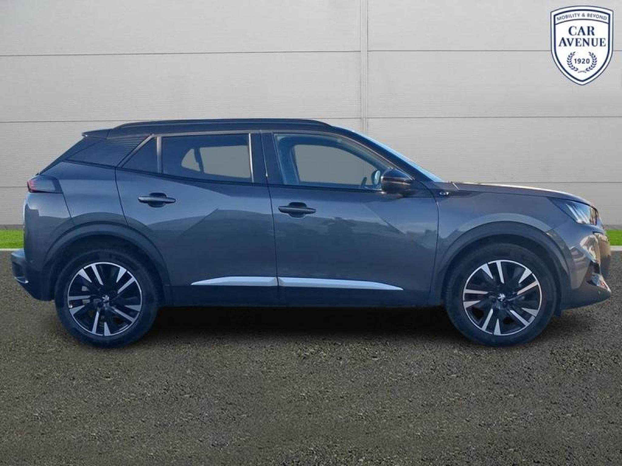 PEUGEOT 2008 1.2 PureTech 130ch S&S GT Pack EAT8 (2021) - Photo 4