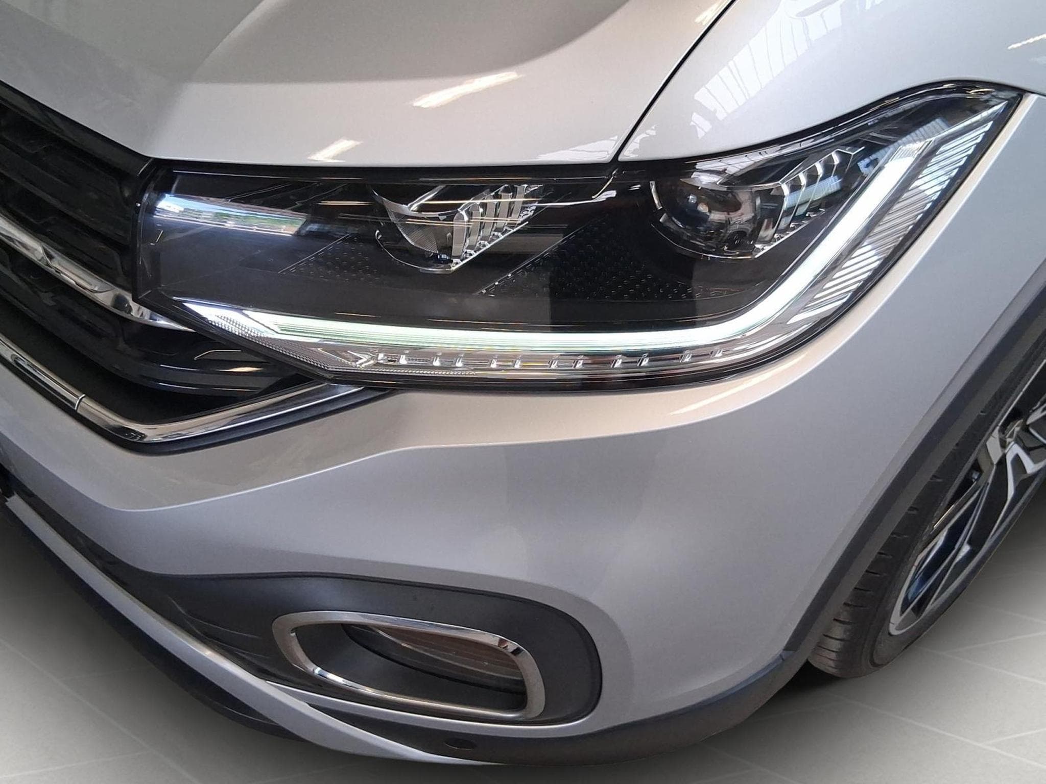 VW T-Cross Style+DSG+IQ-Drive+RearView+Navi (2022) - Photo 17