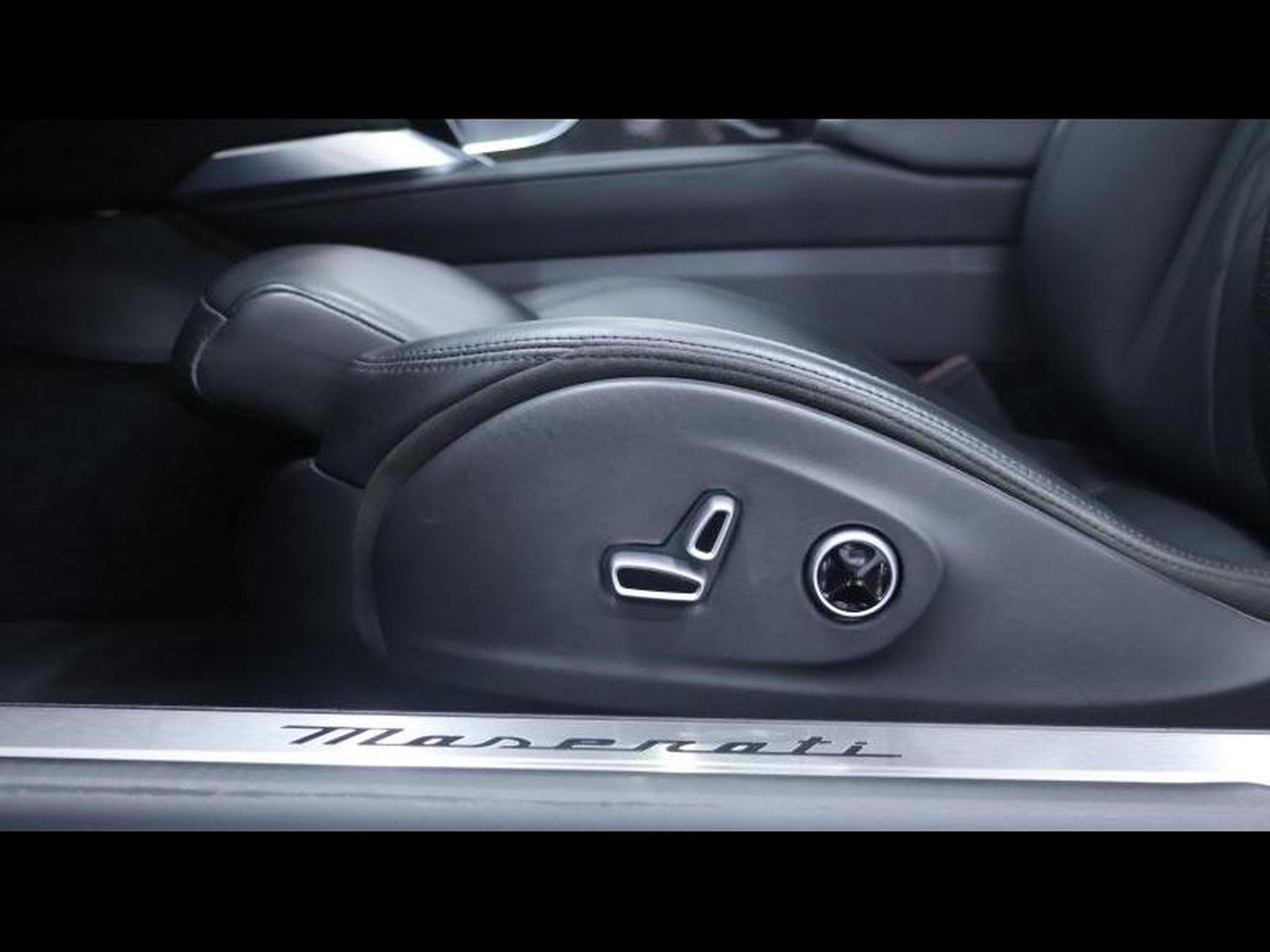 Maserati Granturismo Modena (2024) - Foto 28