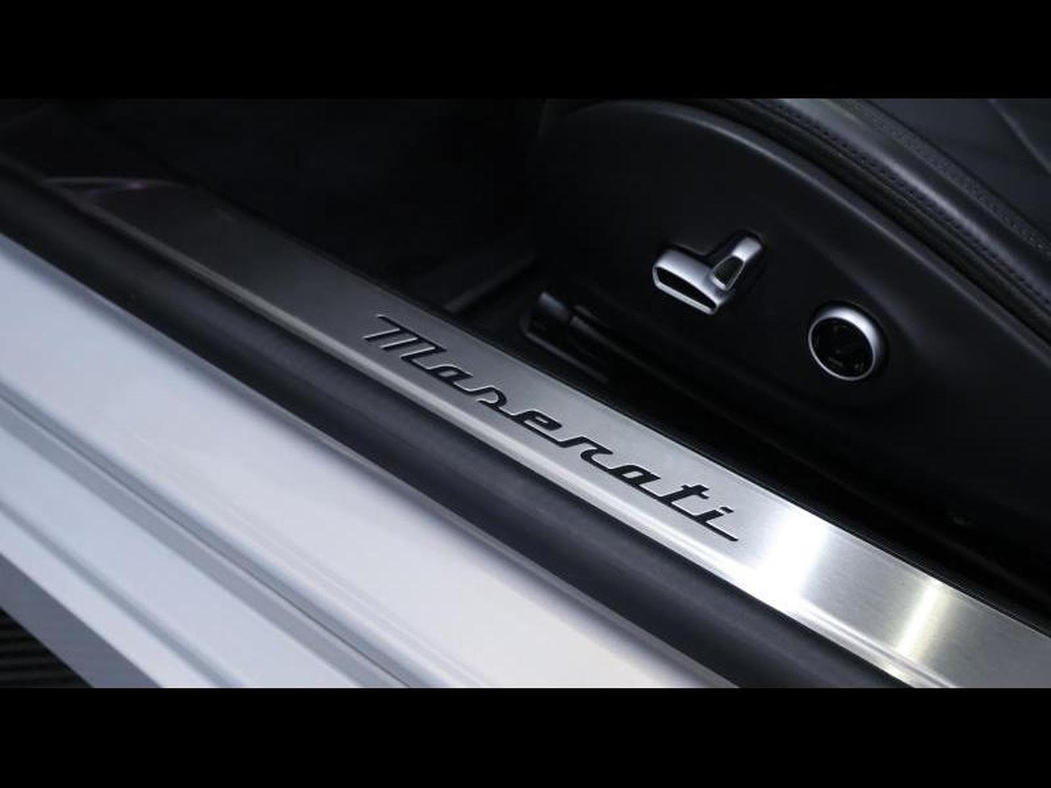 Maserati Granturismo Modena (2024) - Foto 32