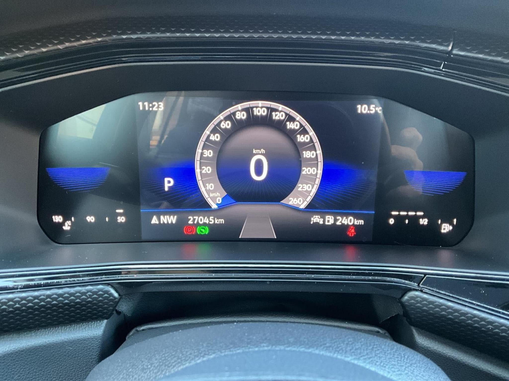 VW T-Cross Life+DSG+LED+AHK+RearView (2023) - Photo 11