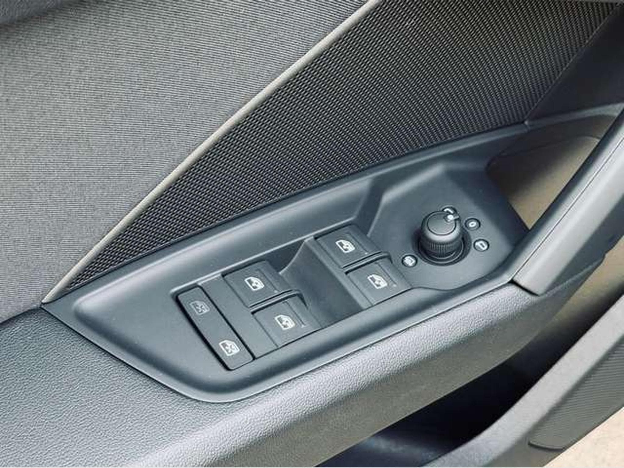 Audi A3 A3 Sportback 30 TFSI Business Edition Attraction Str. (2022) - Foto 12