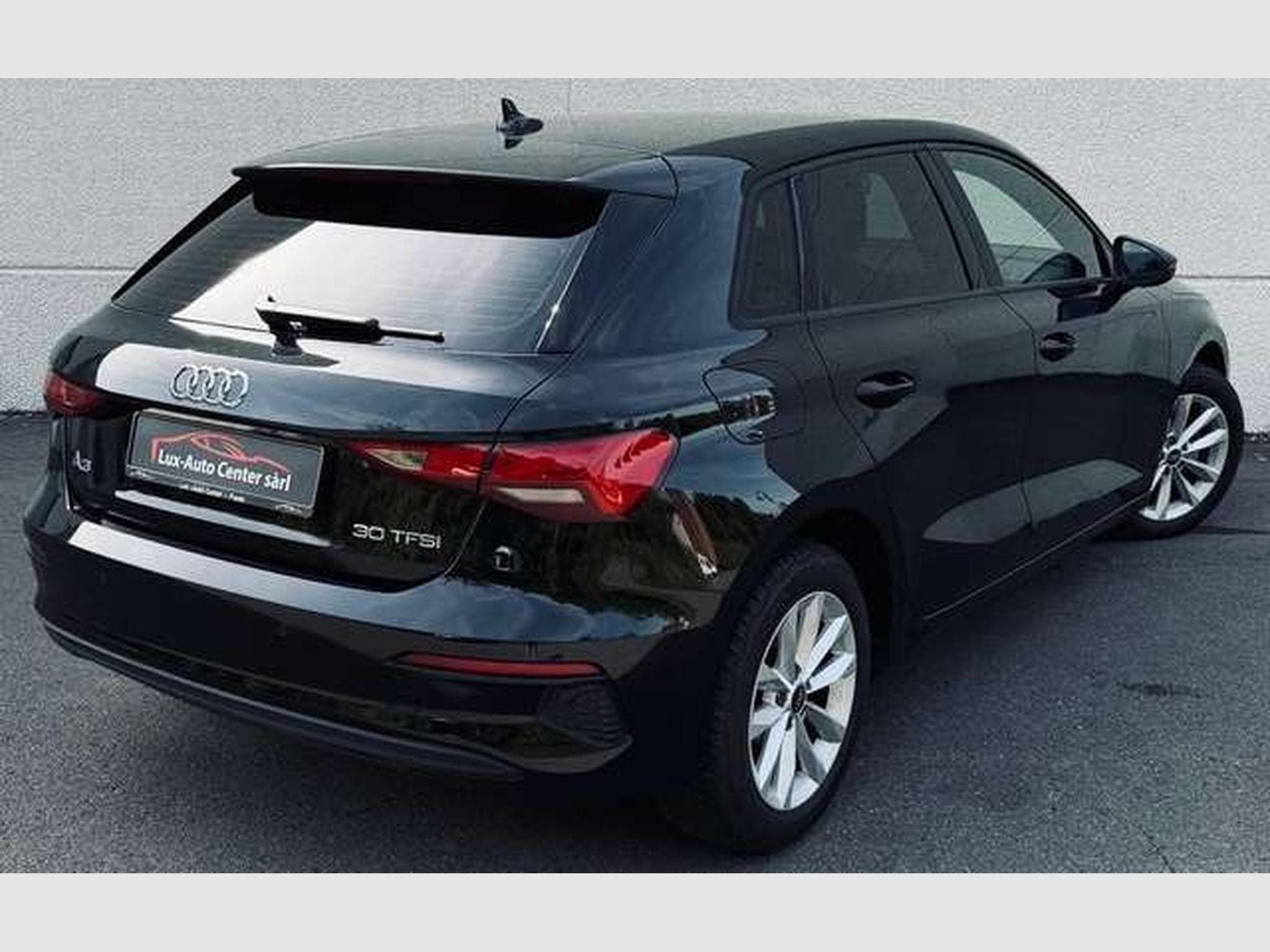 Audi A3 A3 Sportback 30 TFSI Business Edition Attraction Str. (2022) - Foto 6