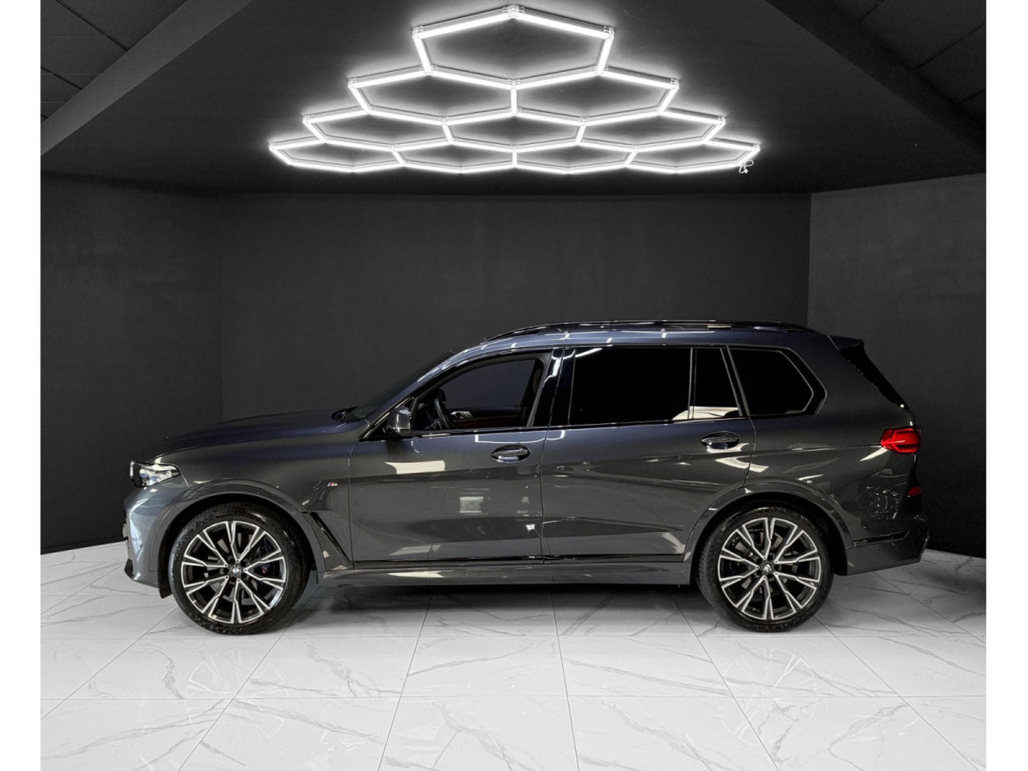 BMW X7 xDrive 40i 7S. FULL (2020) - Photo 2
