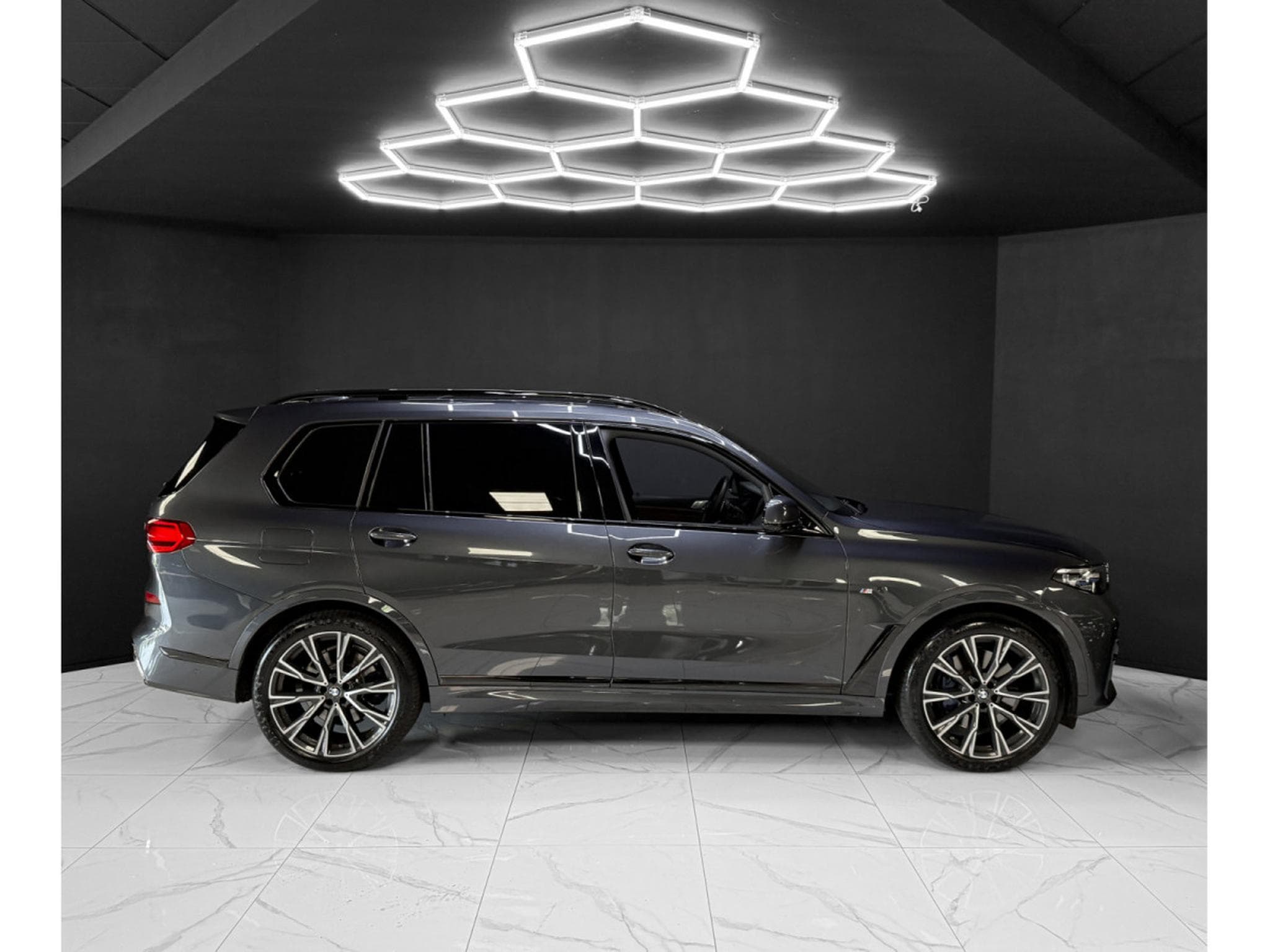BMW X7 xDrive 40i 7S. FULL (2020) - Photo 6