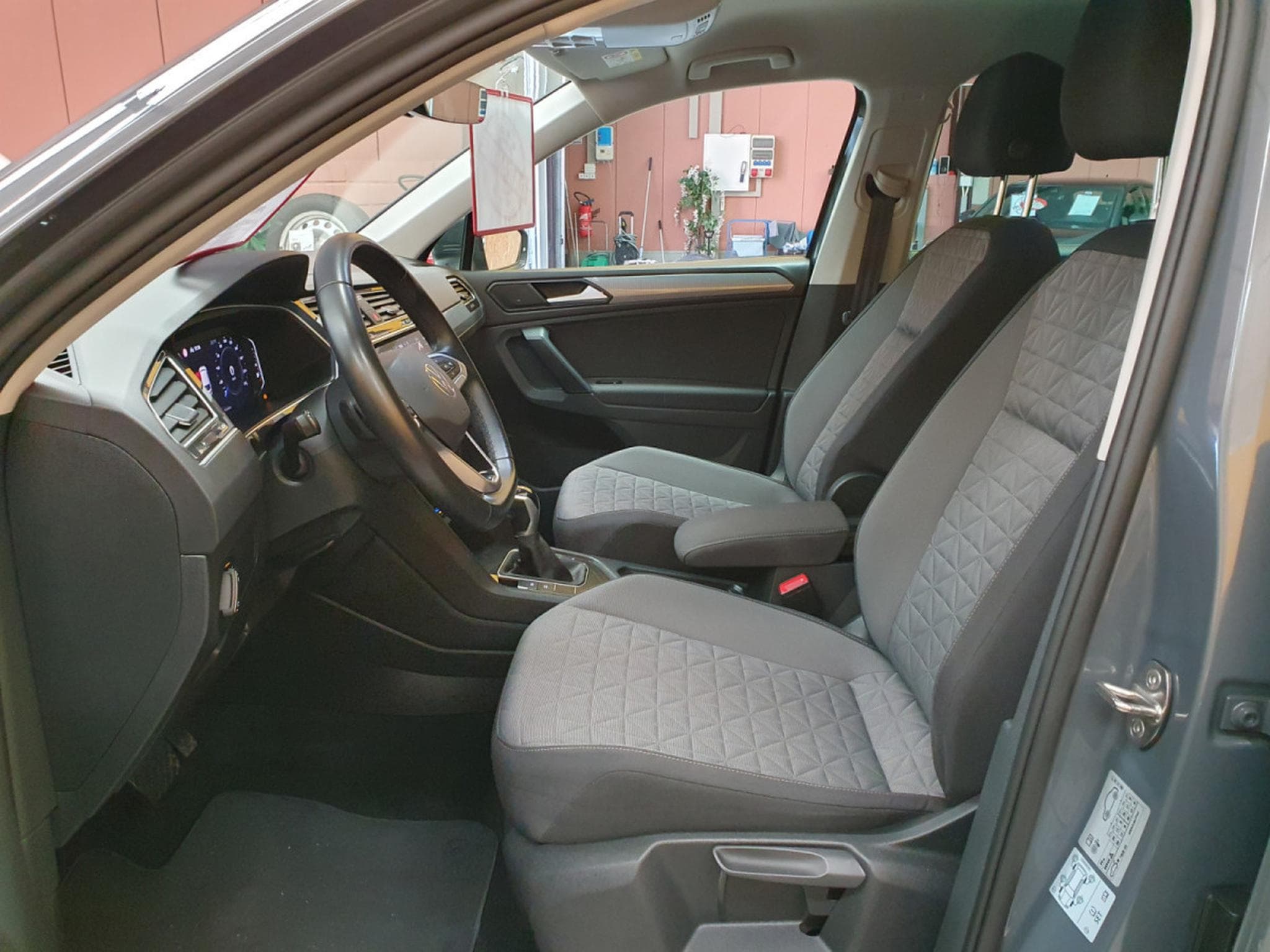 VW Tiguan 2.0TDI 150 LIFE (2021) - Foto 6
