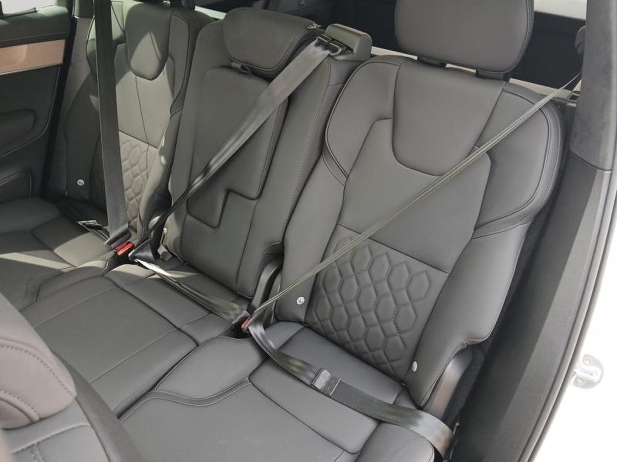 Volvo XC90 T8 Ultra Dark / Hybride (2025) - Photo 13