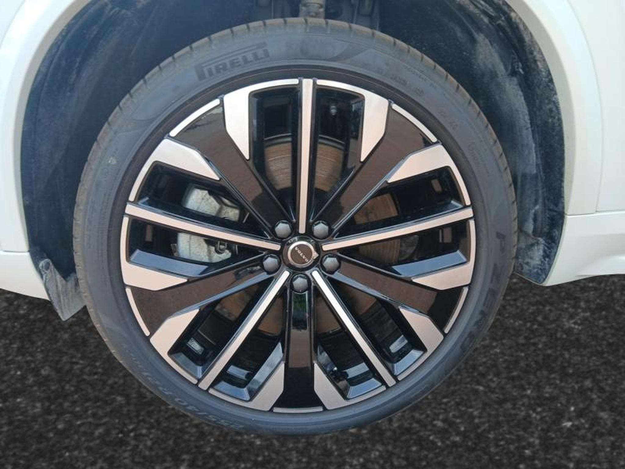 Volvo XC90 T8 Ultra Dark / Hybride (2025) - Photo 14