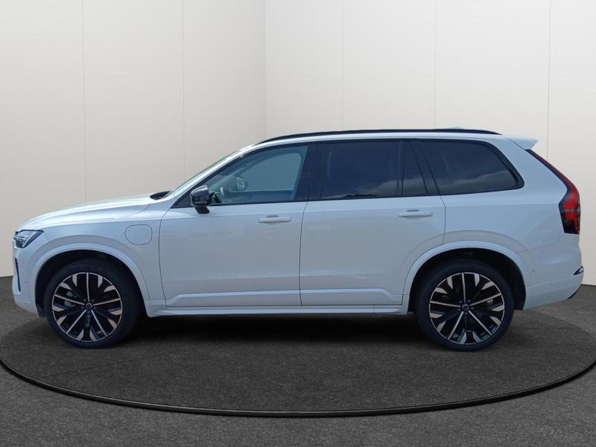 Volvo XC90 T8 Ultra Dark / Hybride (2025) - Photo 2