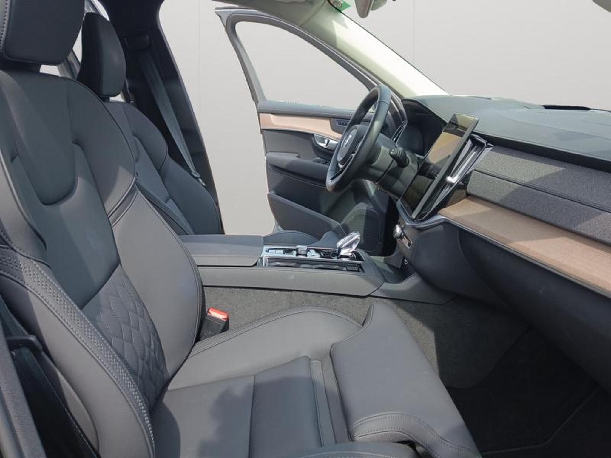 Volvo XC90 T8 Plus Bright / Hybride (2025) - Photo 13