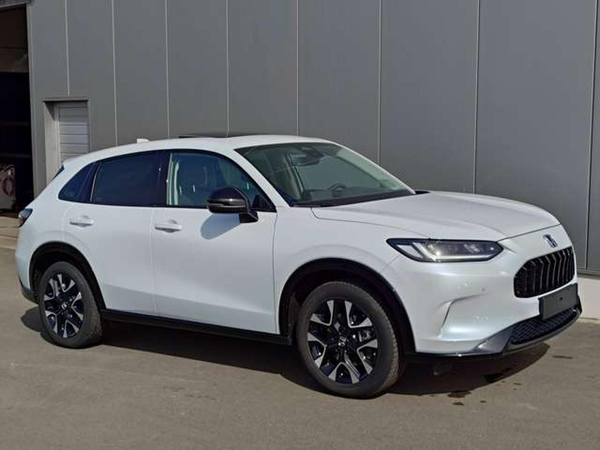 Honda ZR-V ZR-V e:HEV 2.0i 2WD Advance HYBRID (2025) - Photo 3