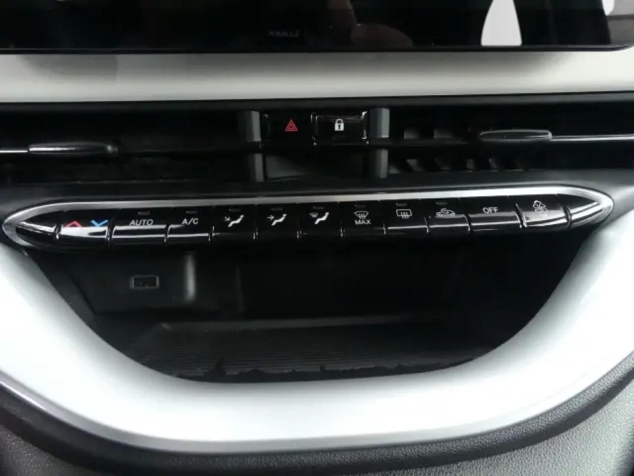 Fiat 500 ICON 42 kWh (2023) - Photo 20