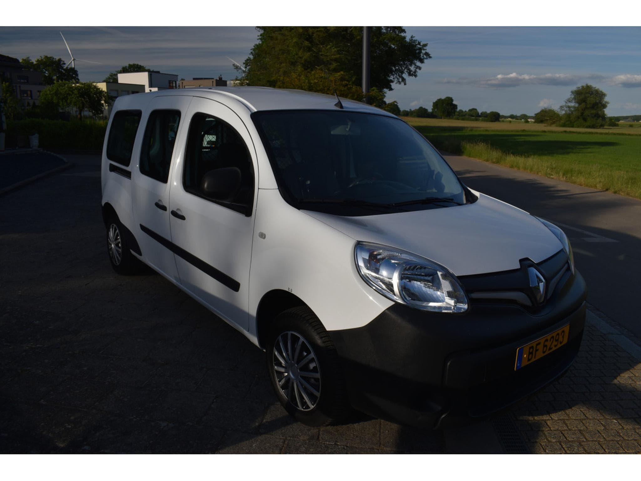 Renault Kangoo 1,5 DCi Maxi état neuf (2021) - Photo 3