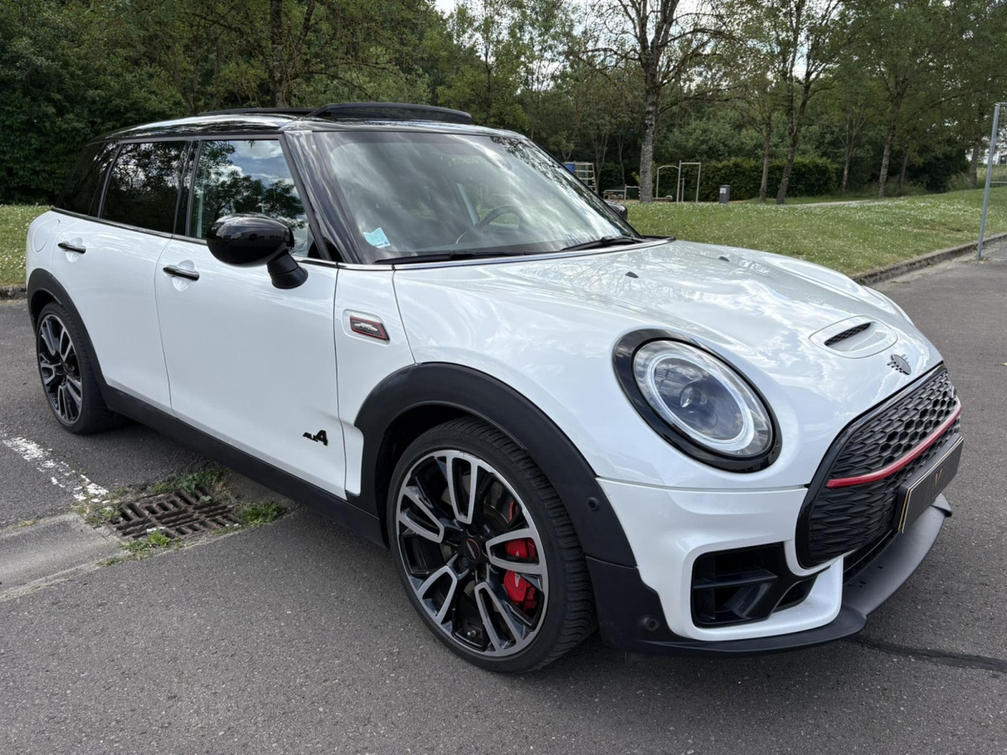 Mini Clubman John Cooper Works ALL4 - Edition Premium Plus - Toit ouvrant (2023) - Photo 5