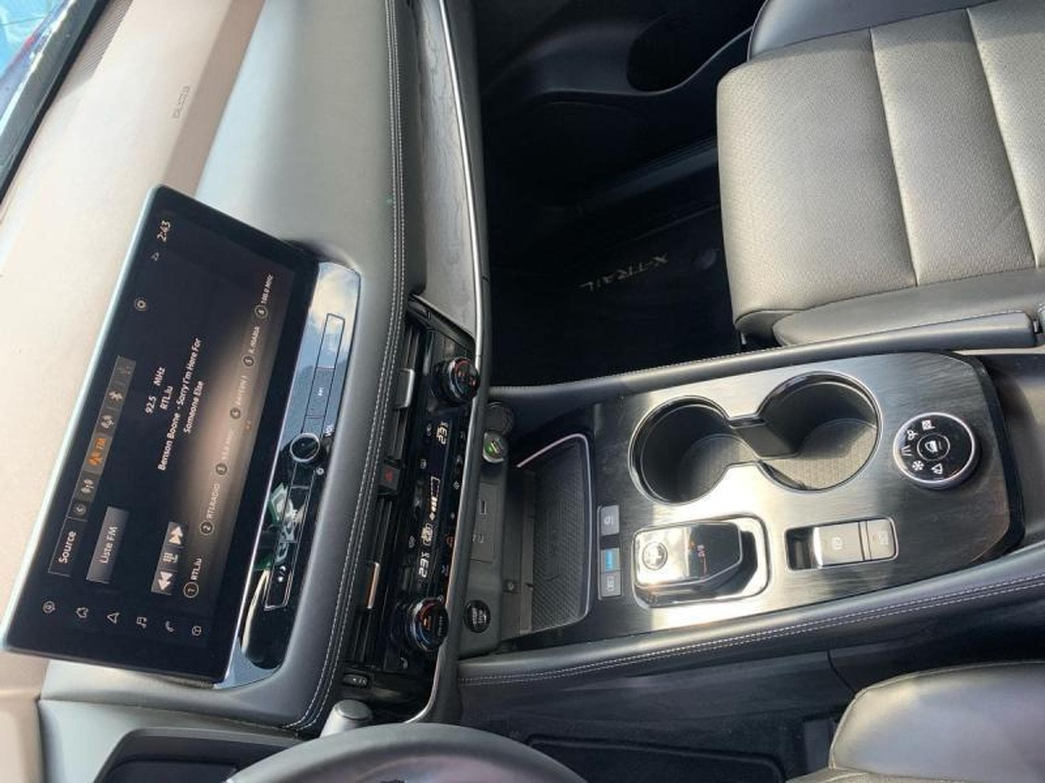 Nissan X-Trail tekna E Force sun pack (2023) - Photo 23