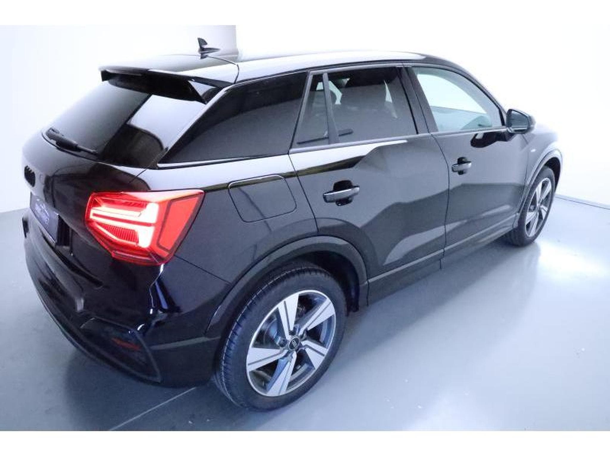Audi Q2 S-Line (2026) - Foto 17