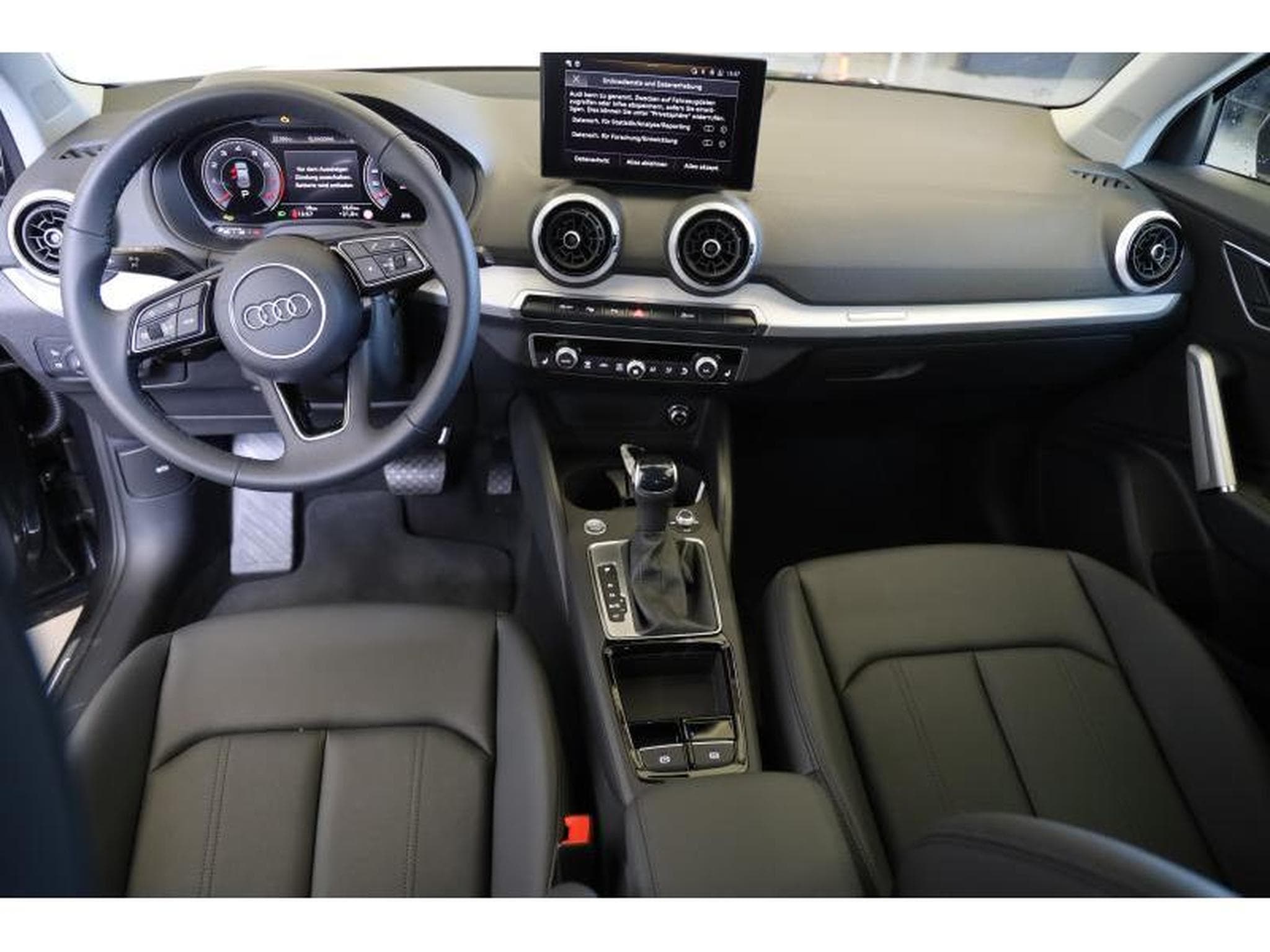 Audi Q2 S-Line (2026) - Foto 2