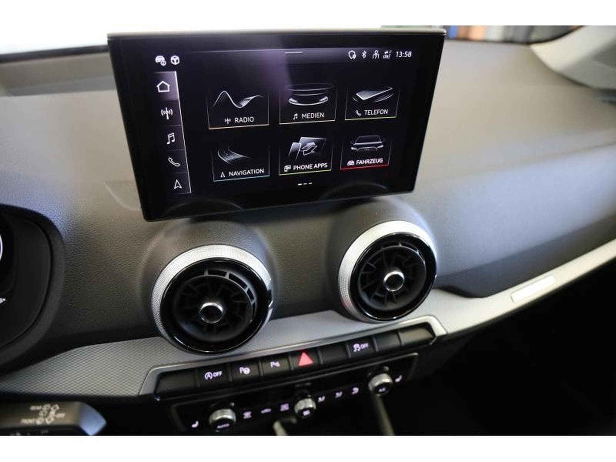 Audi Q2 S-Line (2026) - Foto 7