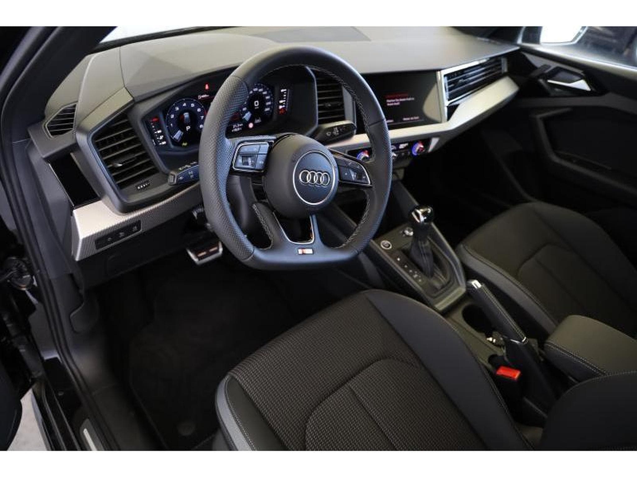 Audi A1 S-Line (2026) - Foto 12