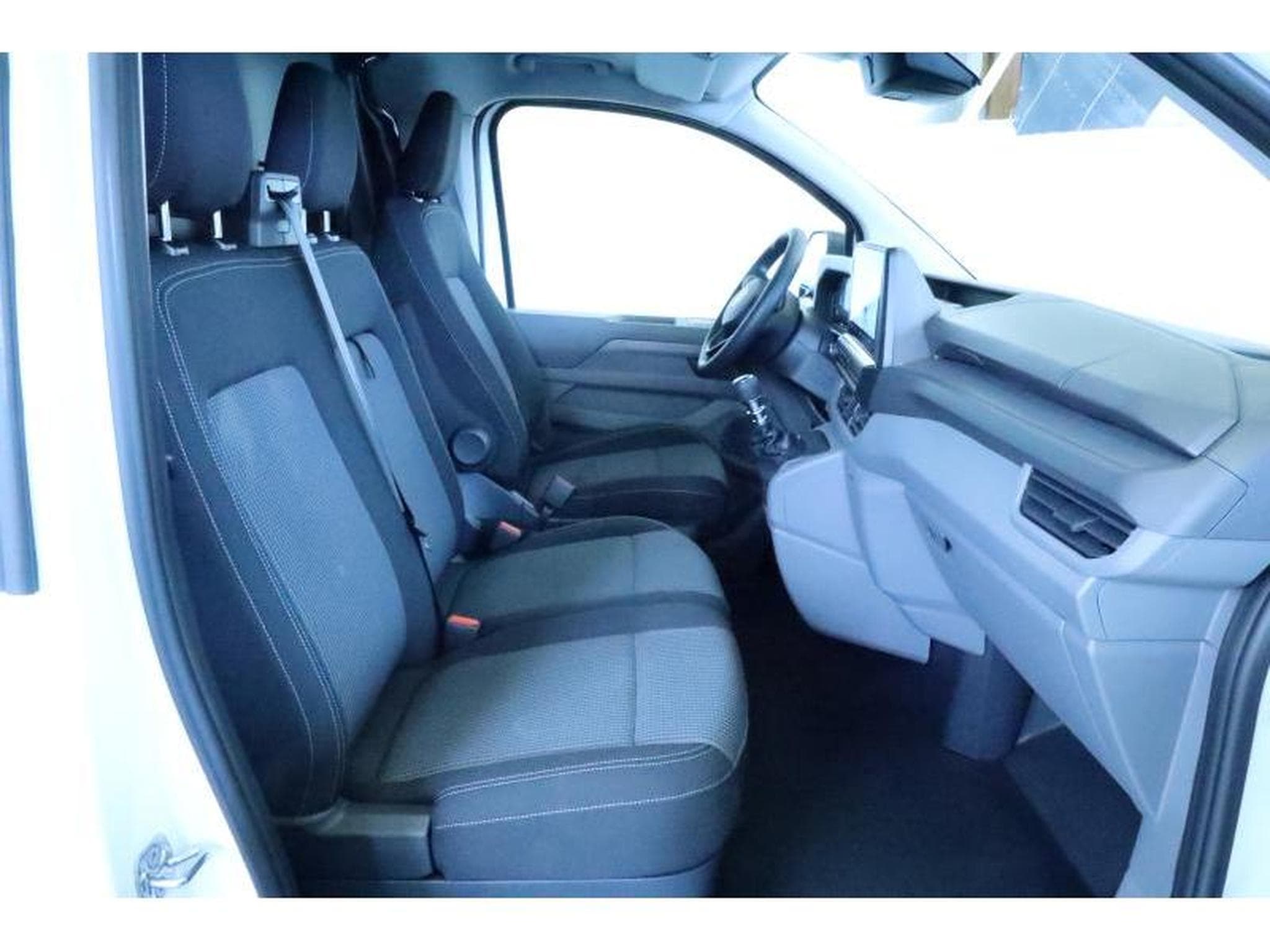 VW T7 Fourgon Court (2026) - Foto 10