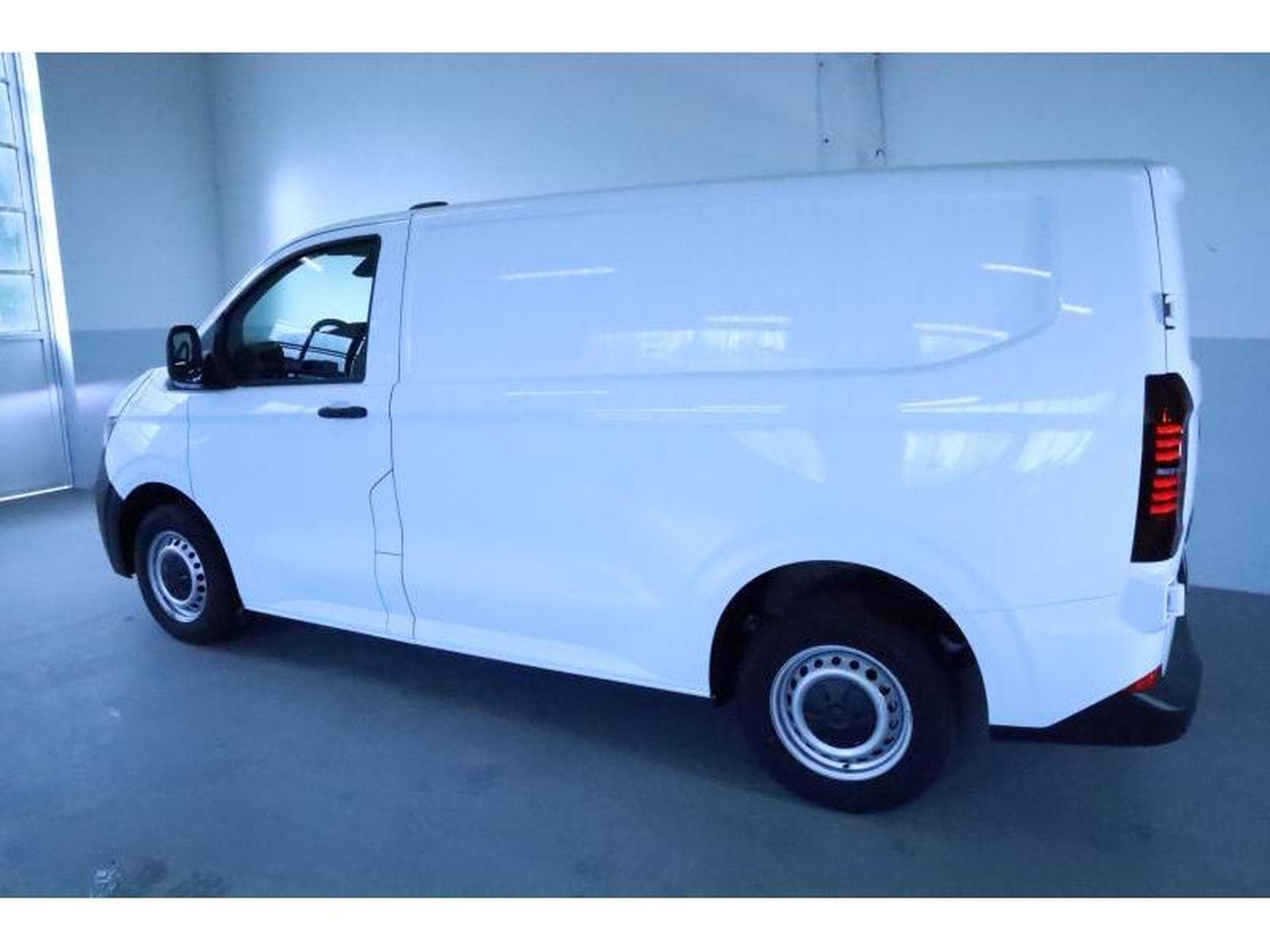 VW T7 Fourgon Court (2026) - Foto 16