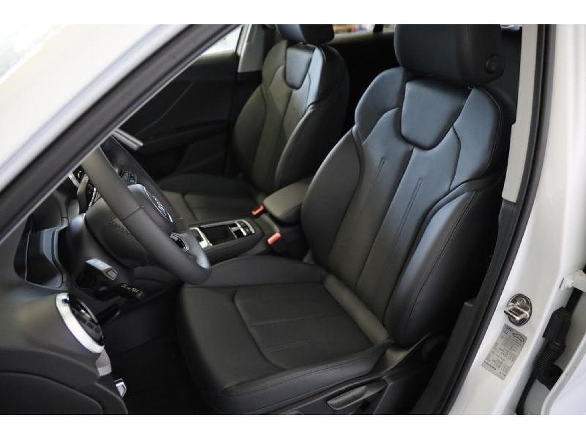 Audi Q2 S line (2026) - Foto 4