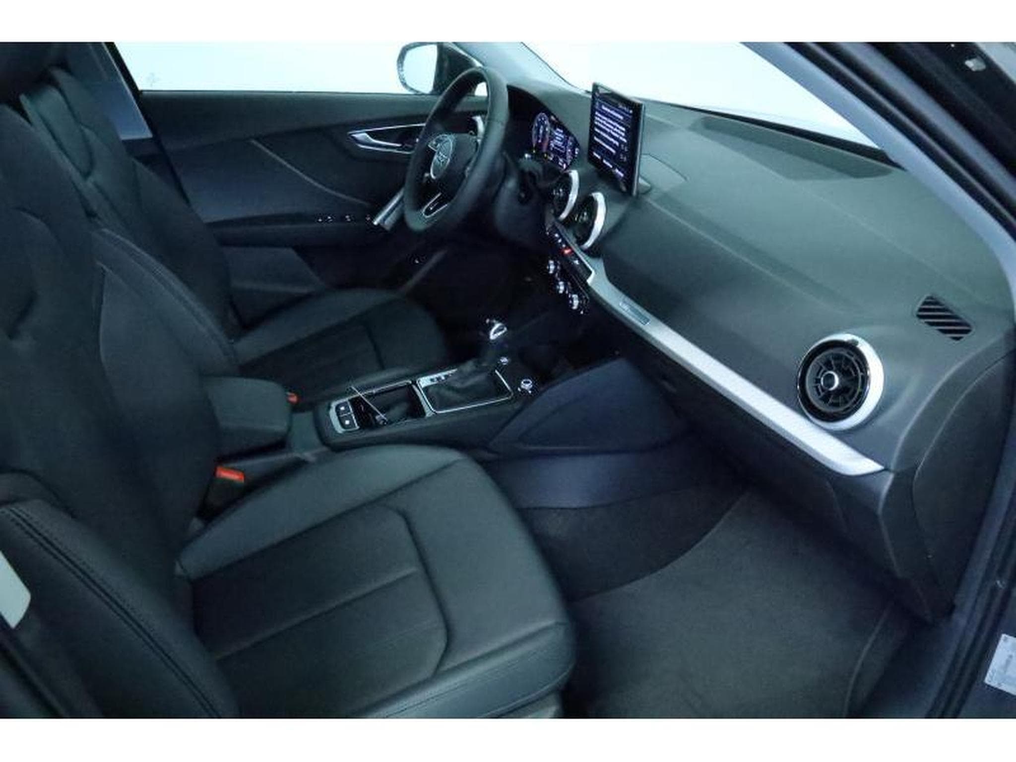 Audi Q2 S line (2026) - Photo 11