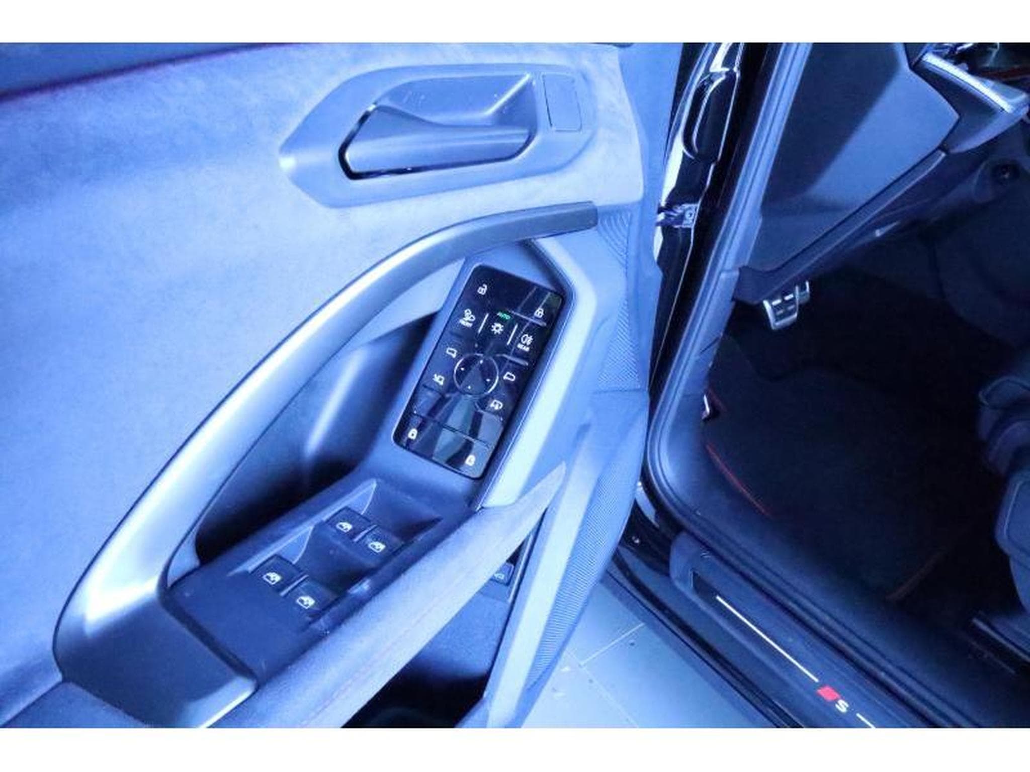 Audi Q5 Quattro S line (2026) - Photo 10