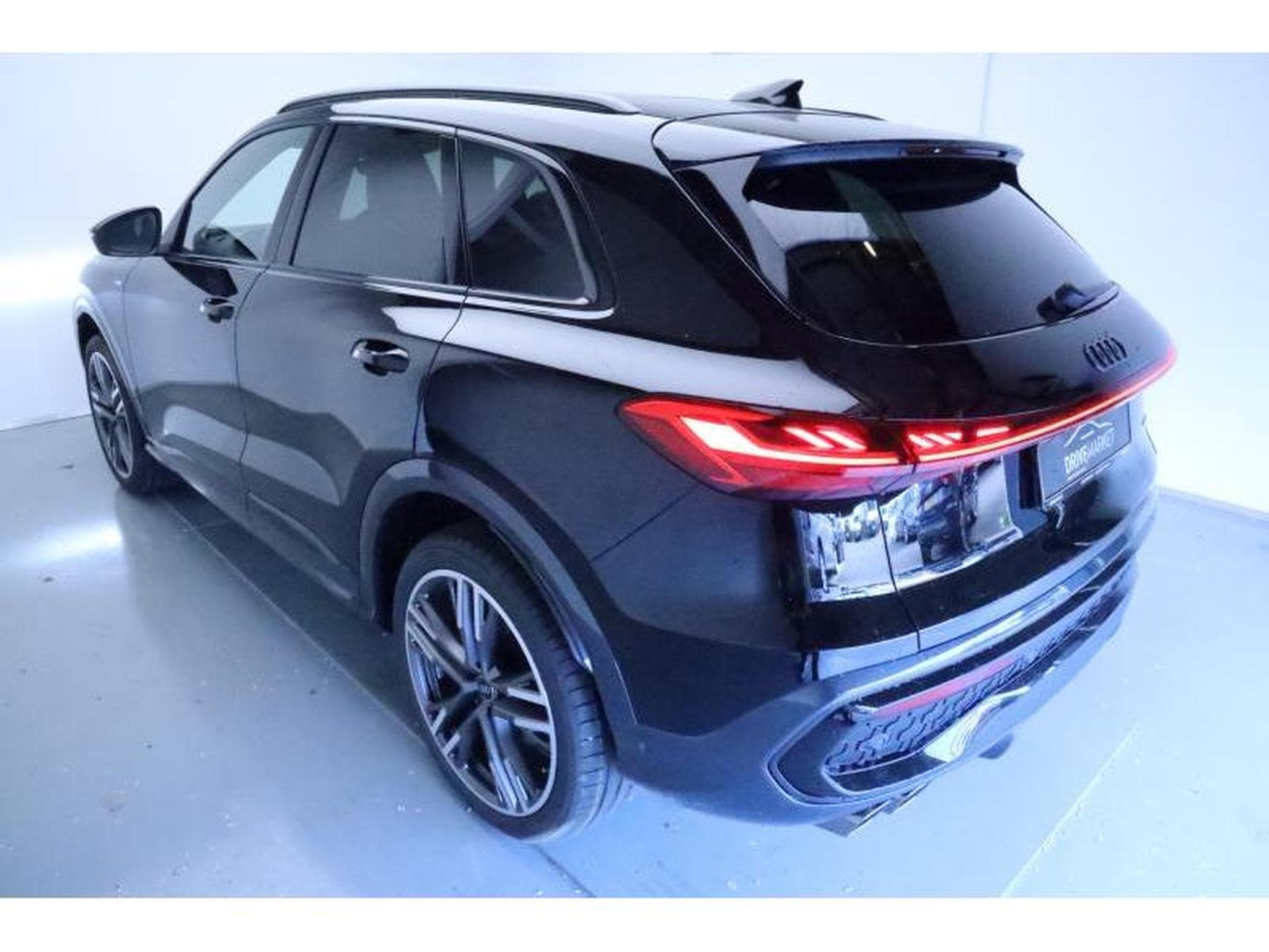 Audi Q5 Quattro S line (2026) - Photo 20
