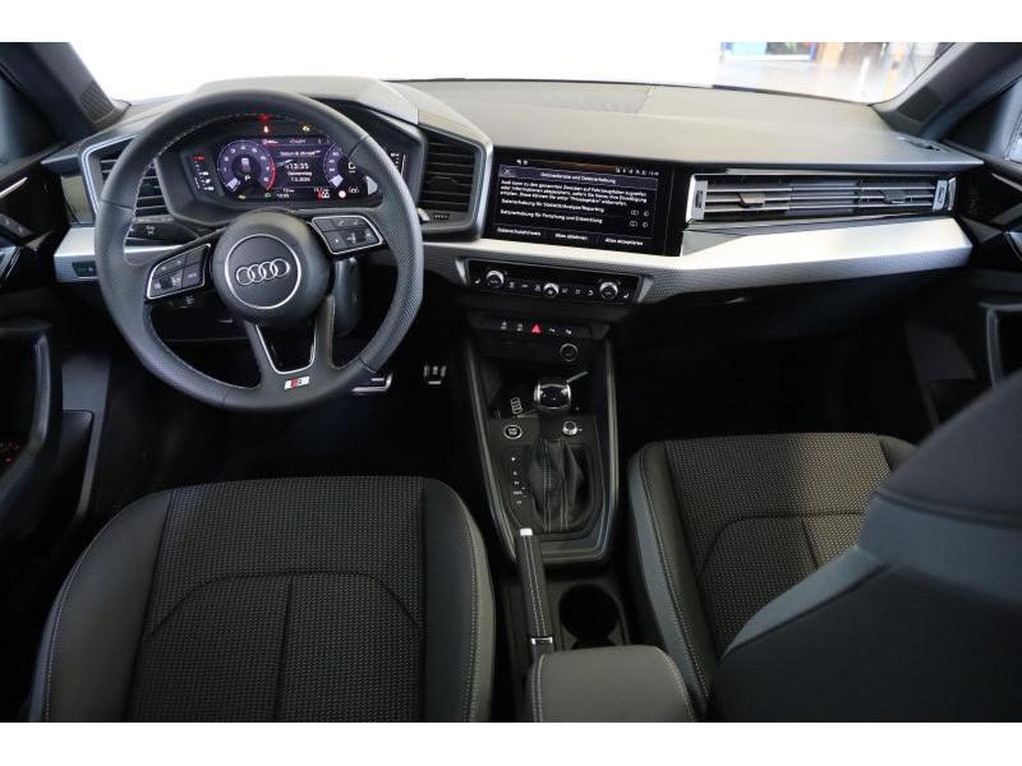 Audi A1 S Line (2026) - Photo 2