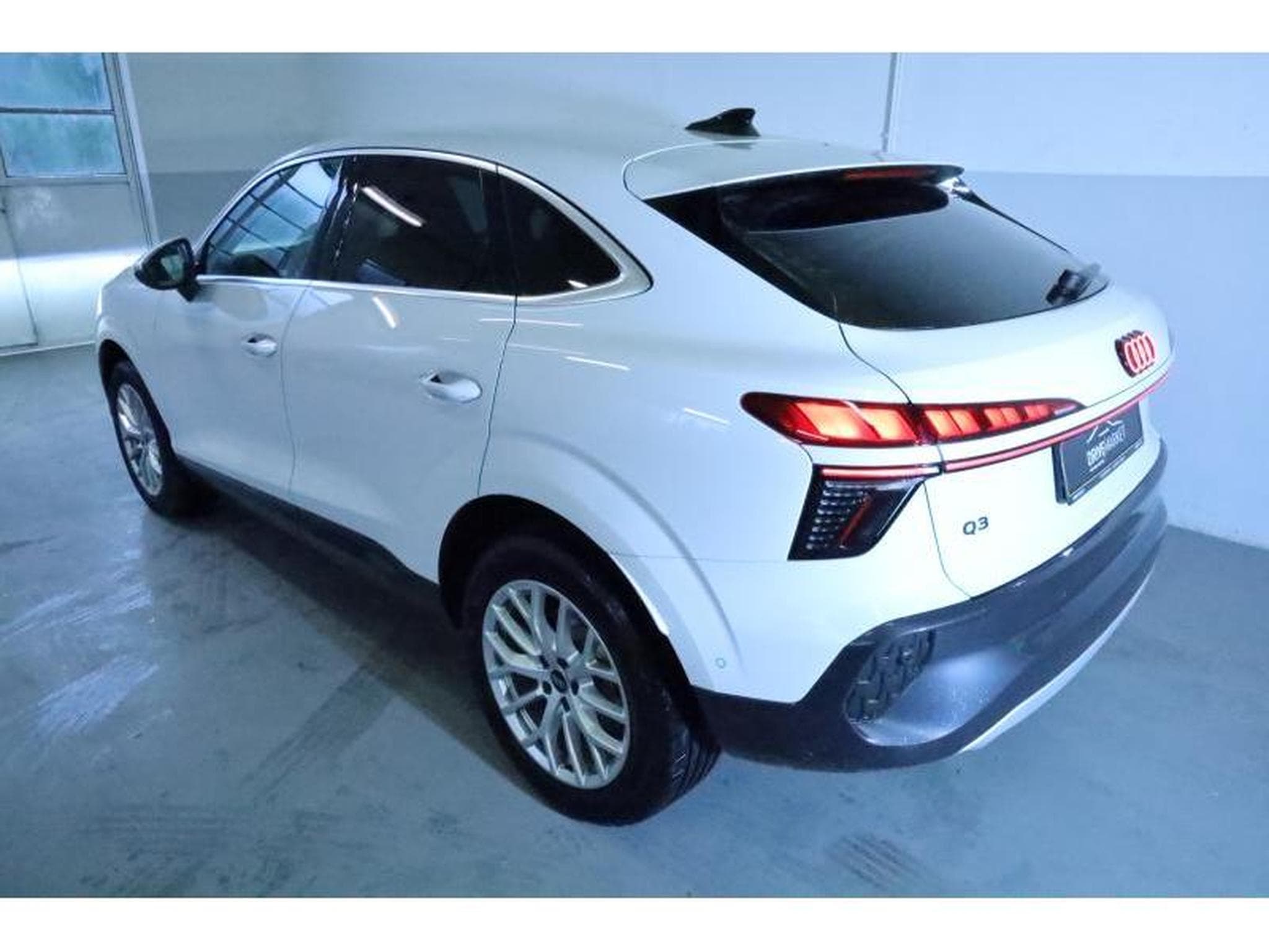 Audi Q3 Sportback (2026) - Photo 17