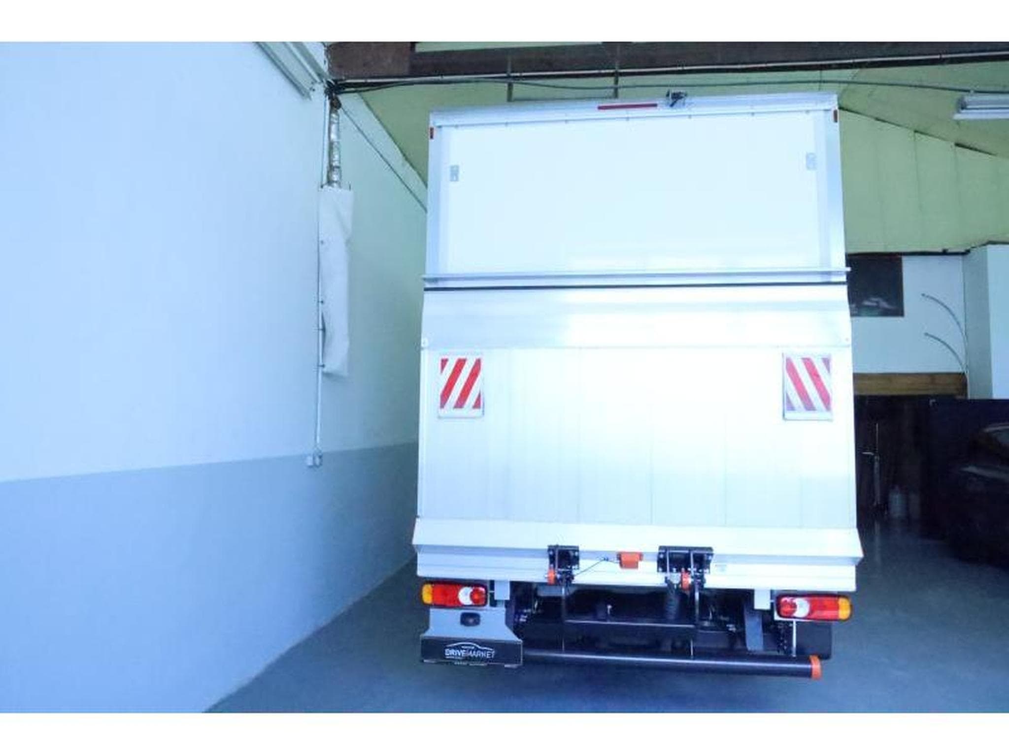 Citroen Jumper Cargo Box avec Hayon L4 3,5t (2026) - Photo 20