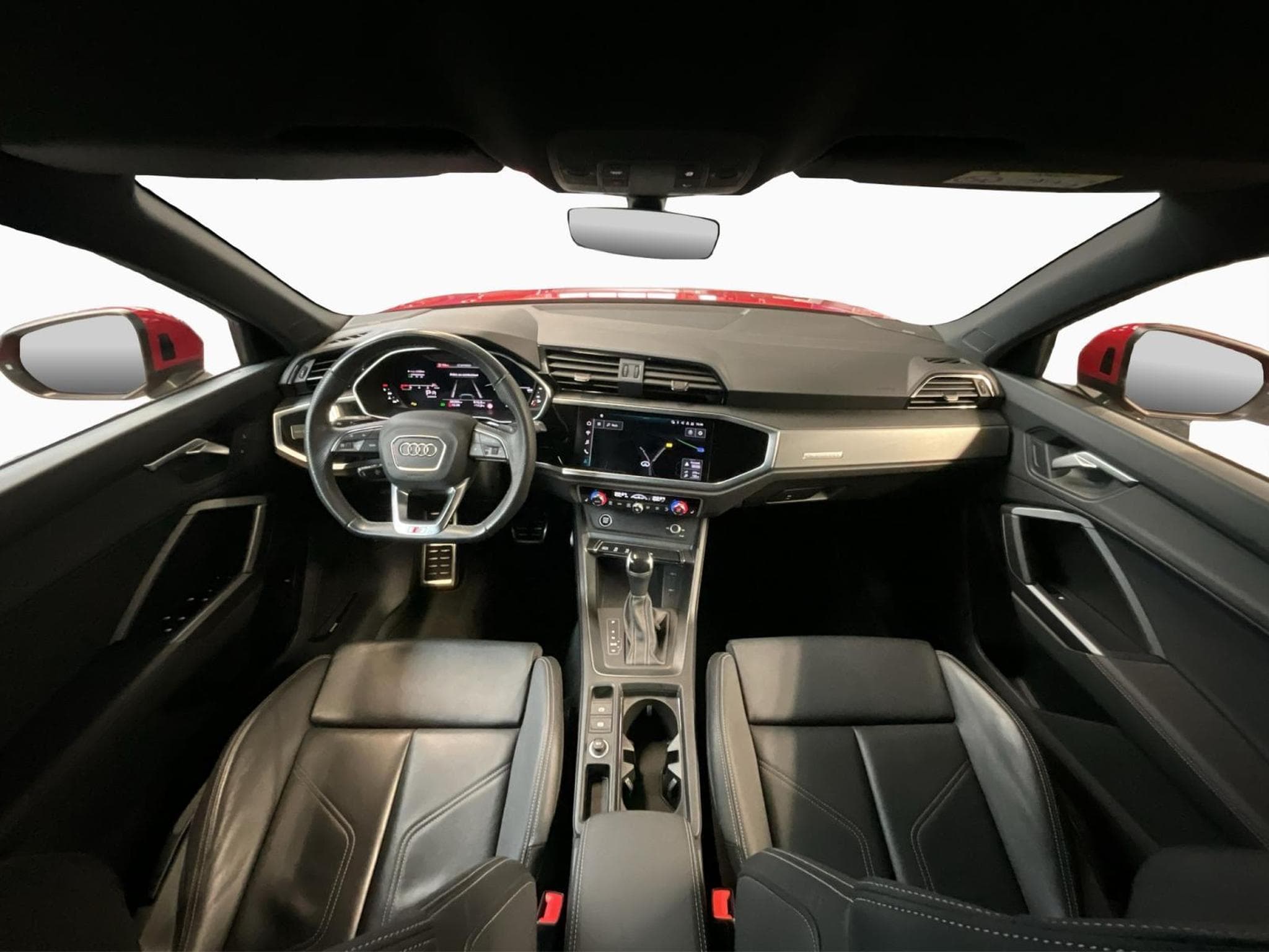 Audi Q3 SB+S-Line+40TFSI+Quattro+S-Tronic (2024) - Photo 2