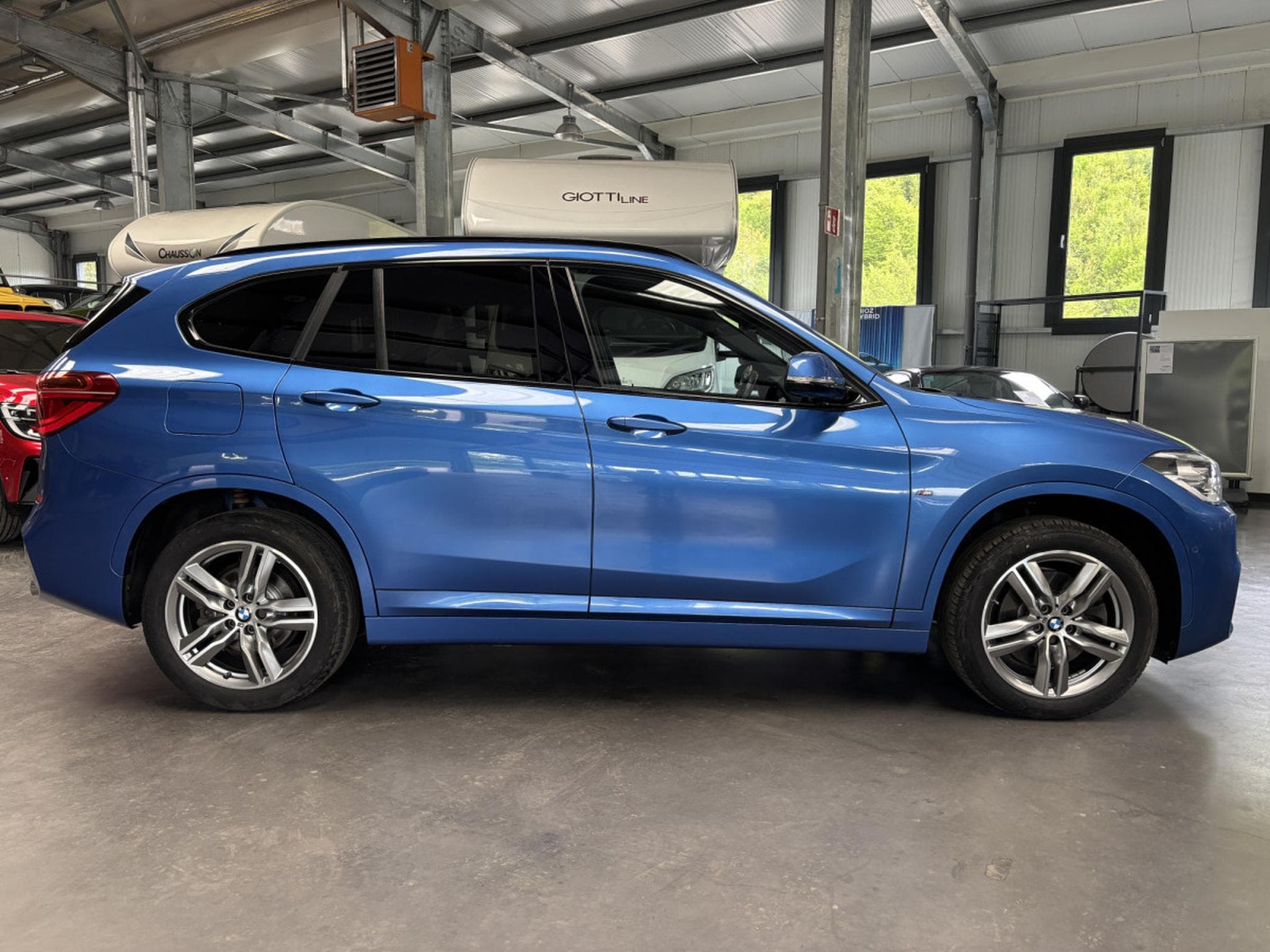 BMW X1 xDrive 20i M Sport (2018) - Photo 2