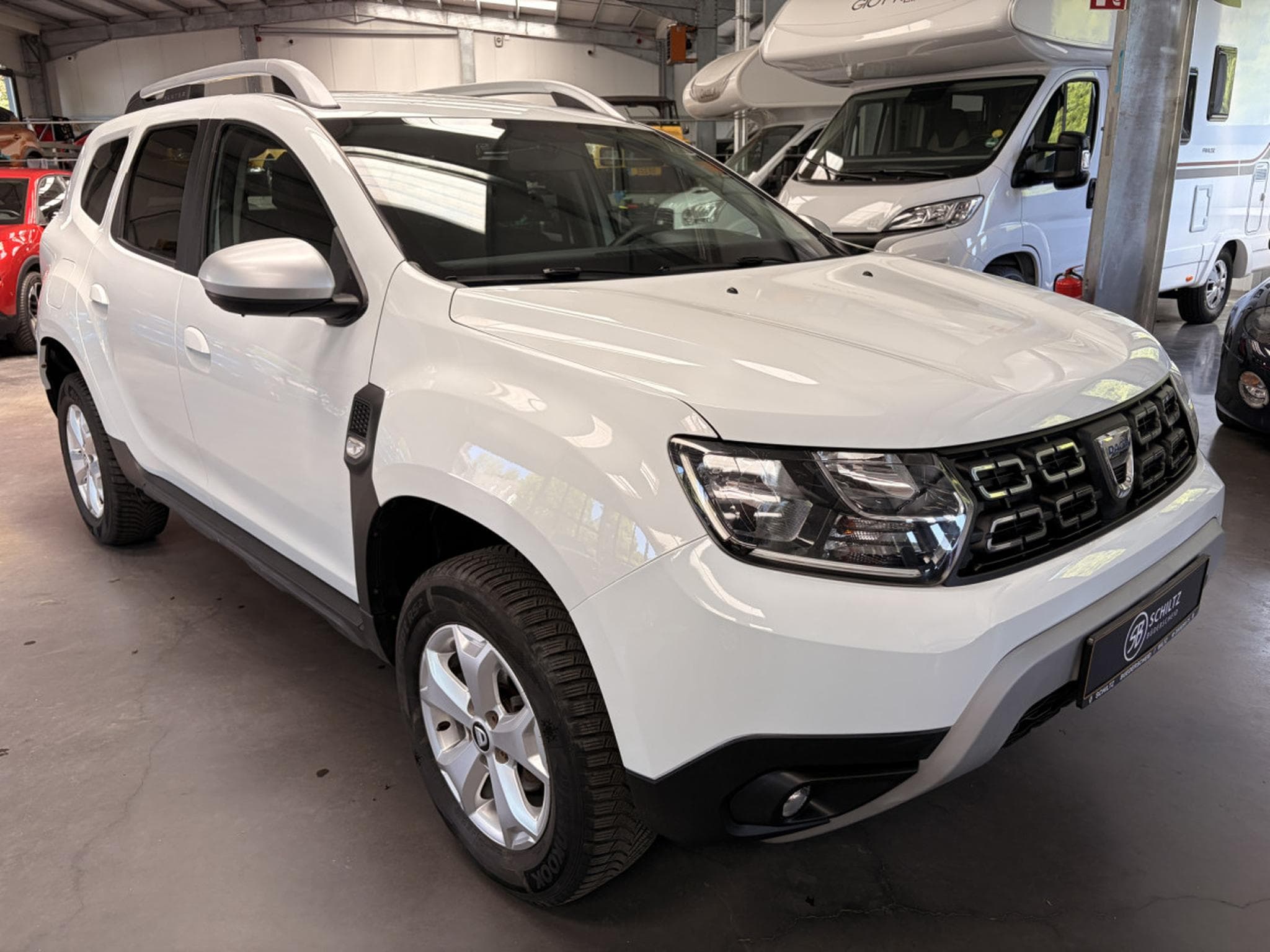 Dacia Duster 1.6 SCe 2WD (2019) - Photo 1