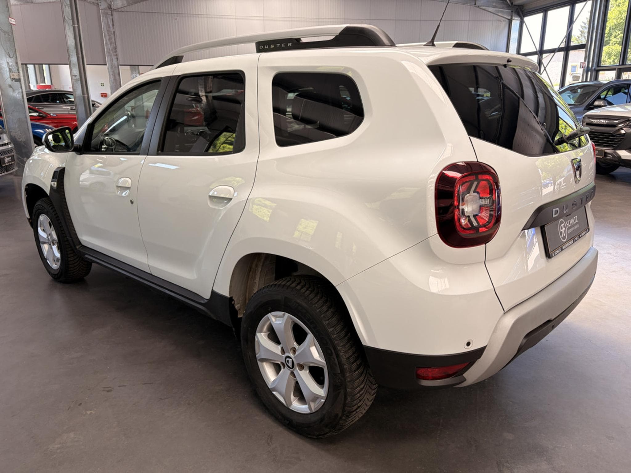 Dacia Duster 1.6 SCe 2WD (2019) - Photo 5