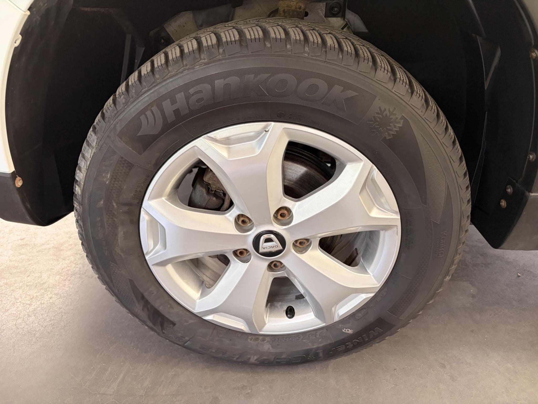 Dacia Duster 1.6 SCe 2WD (2019) - Photo 8