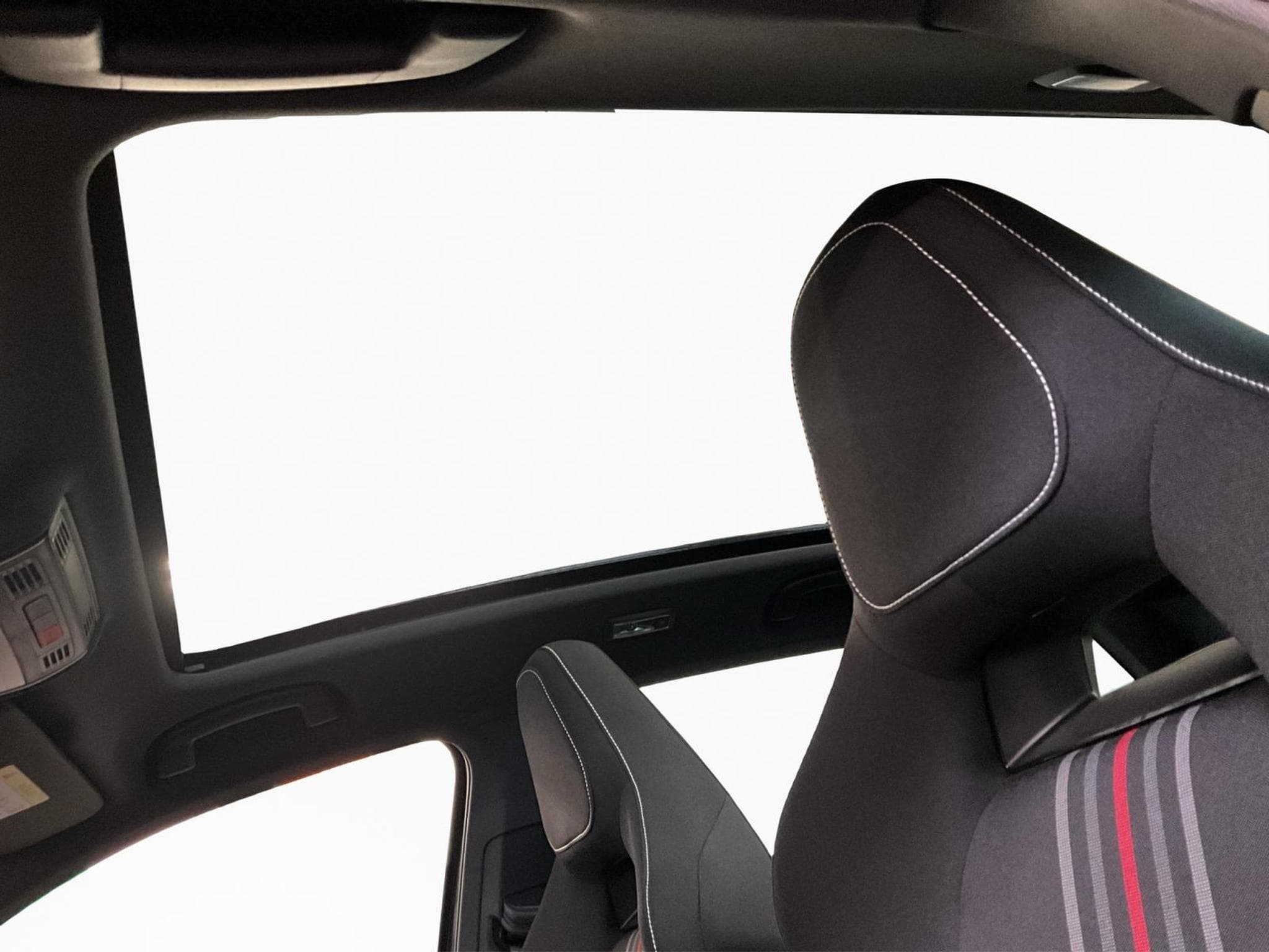 Skoda Kamiq Monte-Carlo+DSG+Led+P.Assisted (2025) - Photo 15