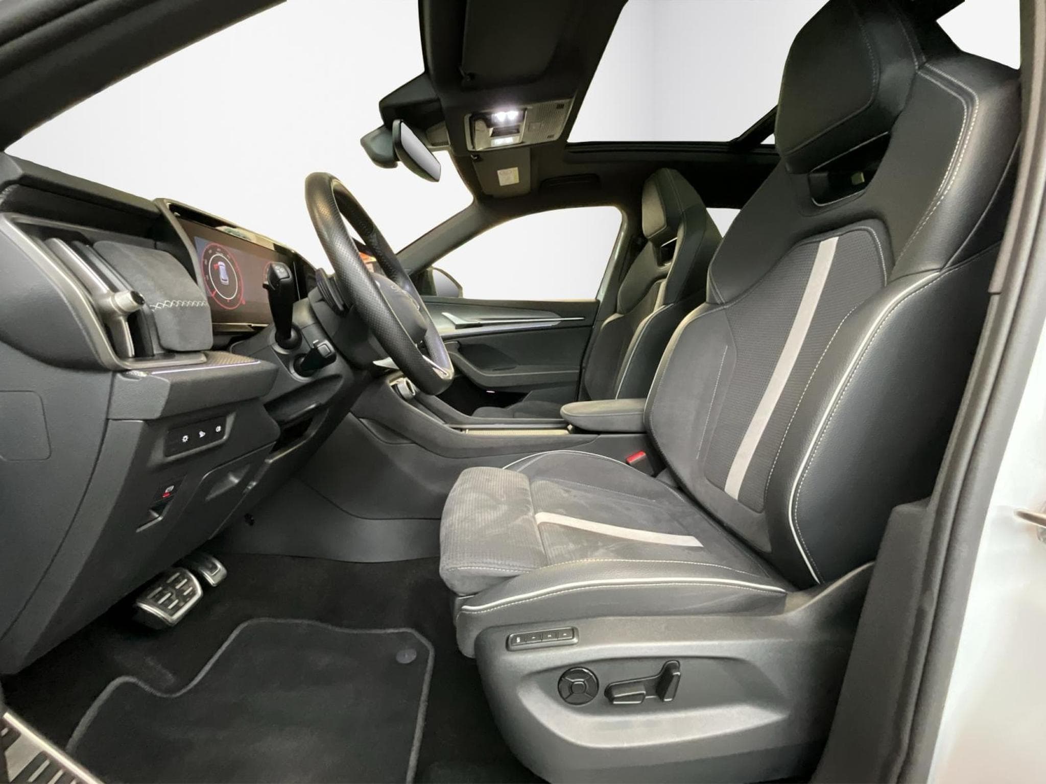 Skoda Kodiaq SportLine+DSG+4x4+StandH+AHK+7sitze (2025) - Photo 11