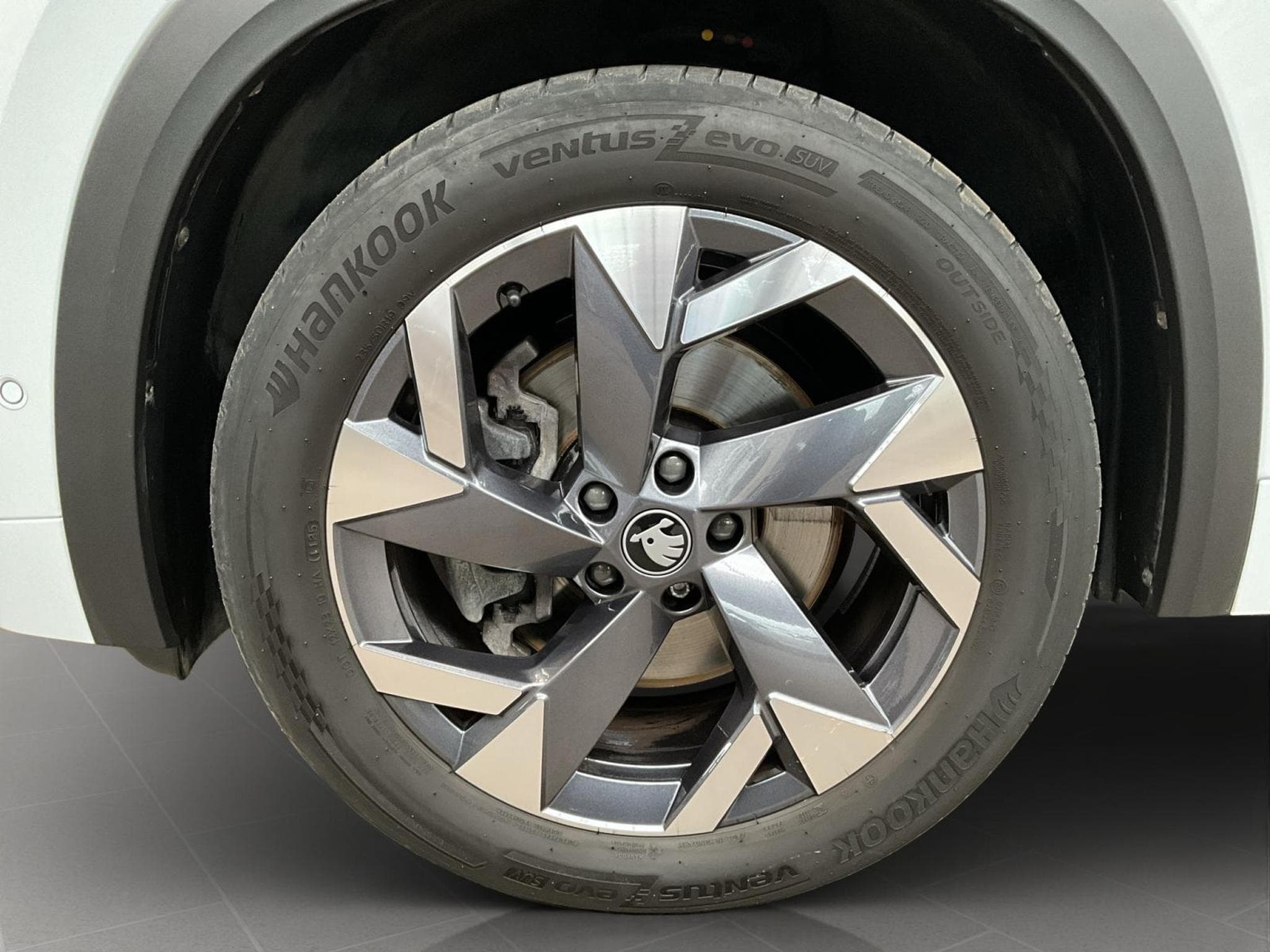 Skoda Kodiaq SportLine+DSG+4x4+StandH+AHK+7sitze (2025) - Photo 8