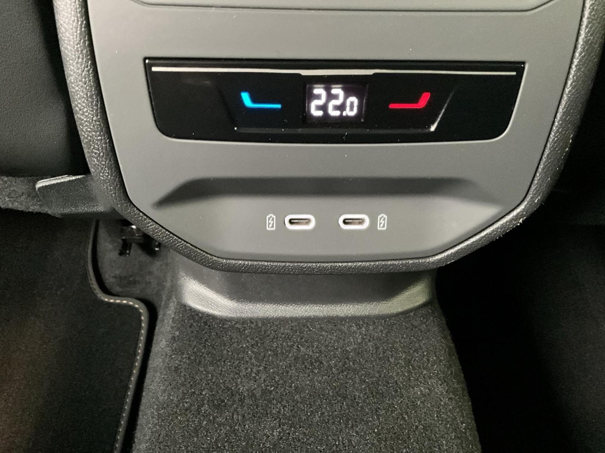 Cupra Leon Sportstourer+TDI+DSG+Sennheiser+Pure-Perf.+Dynamic-Design (2025) - Photo 20
