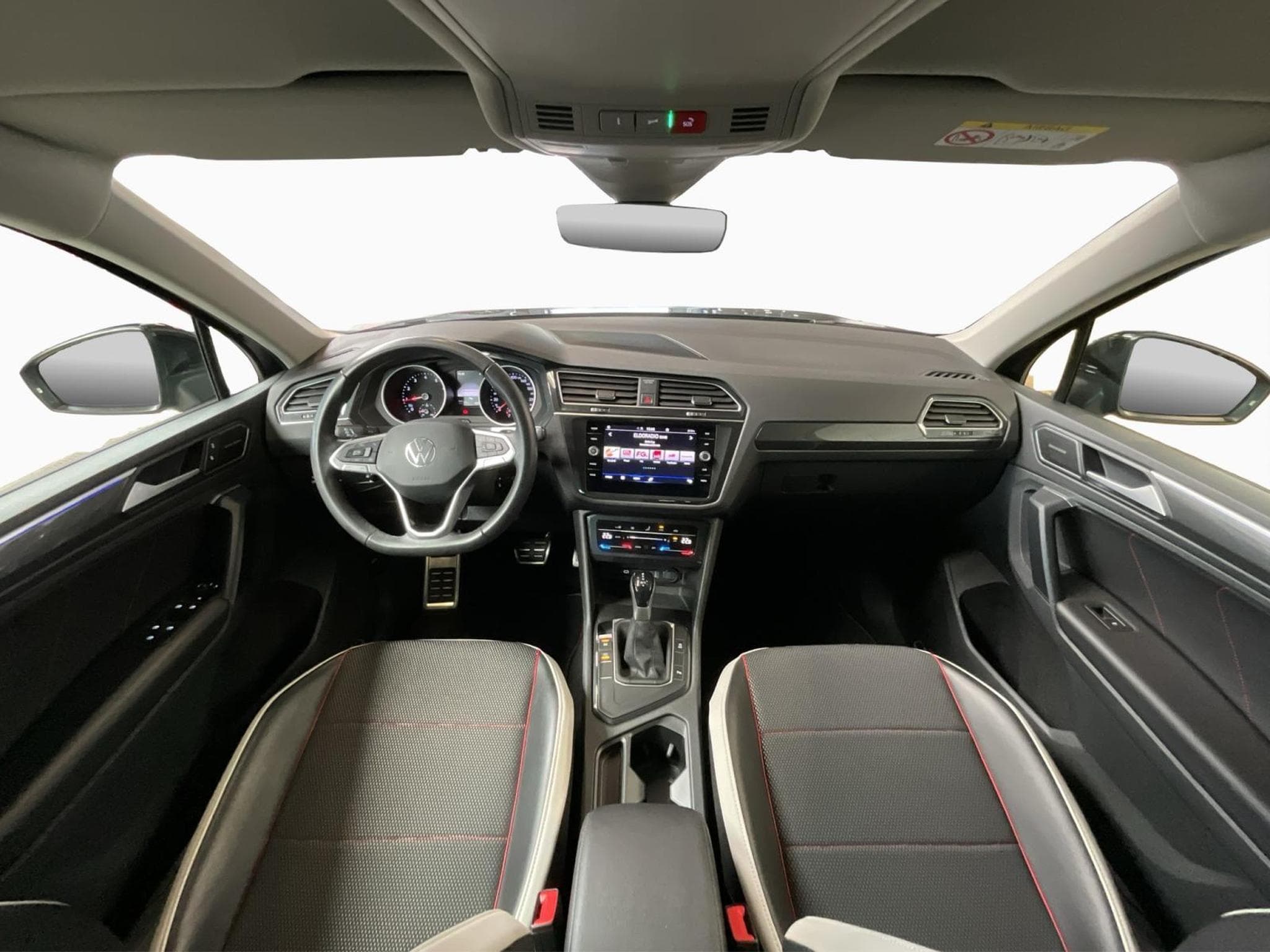 VW Tiguan Life-Urban-Sport+DSG+RearView (2024) - Photo 2