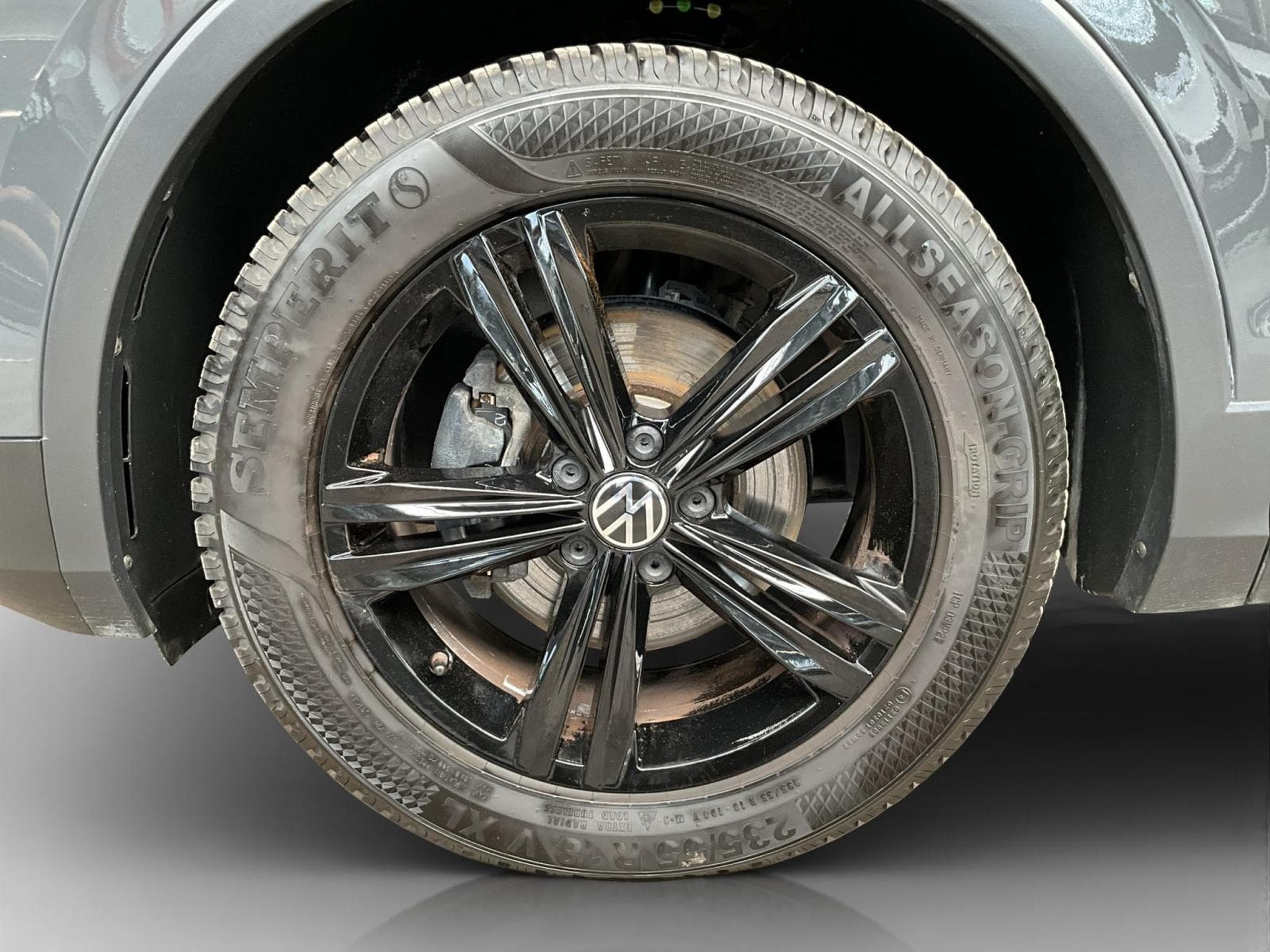 VW Tiguan Life-Urban-Sport+DSG+RearView (2024) - Photo 8