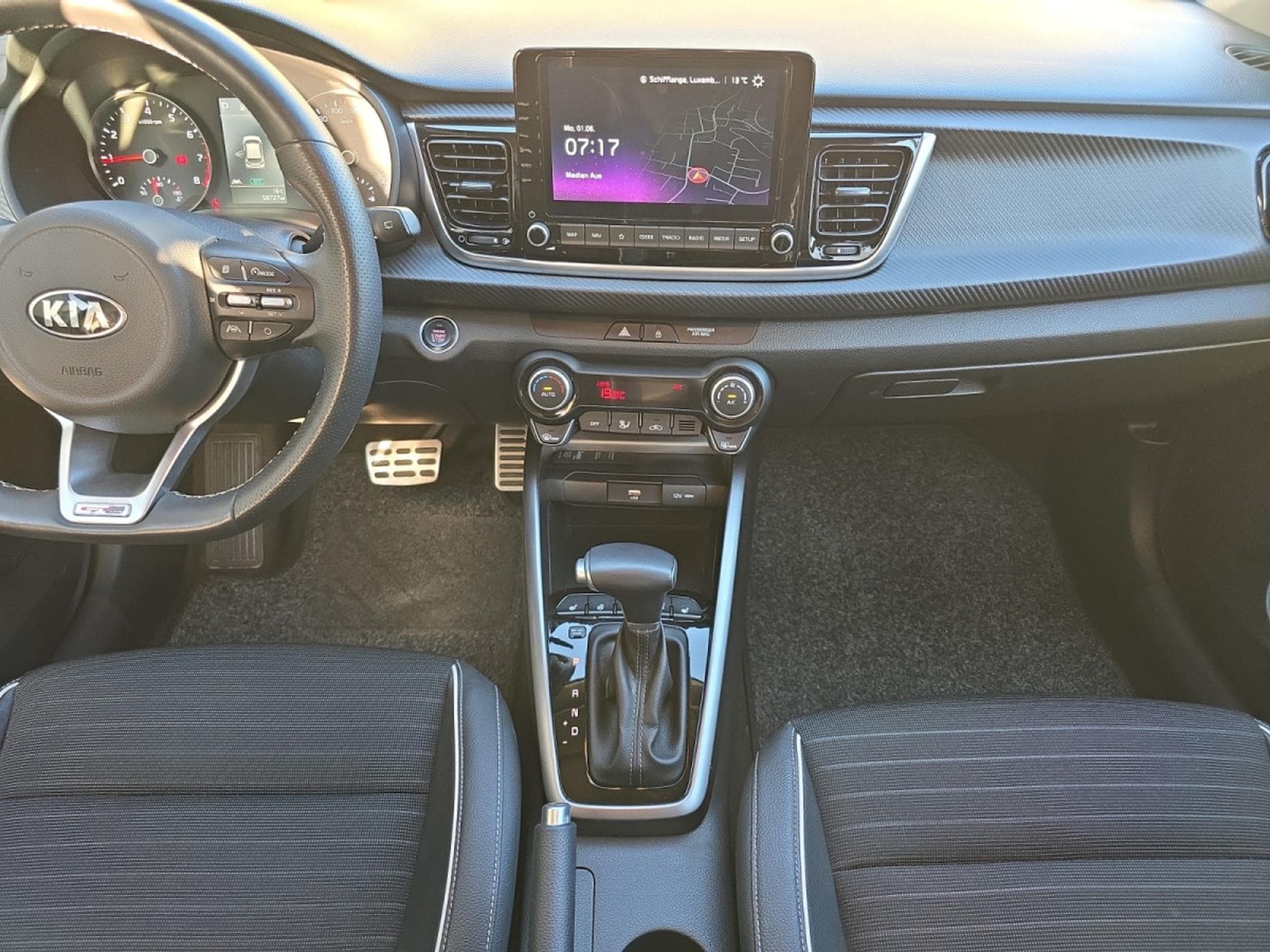 Kia Rio GT Line 1.0T 120 ISG MHEV 7DCT (2021) - Photo 13